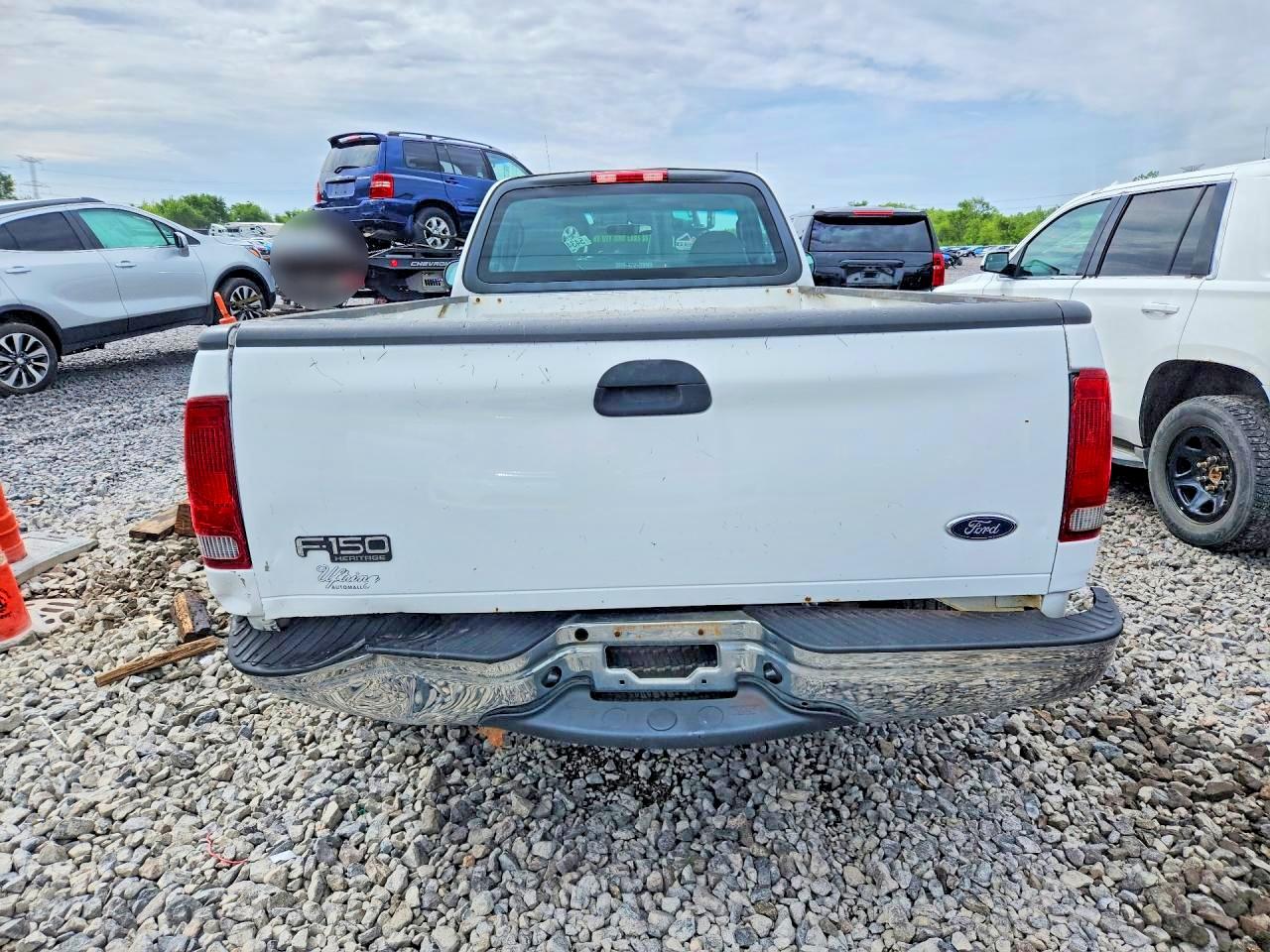 2004 Ford F-150 Heritage Classic White vin: 2FTRF17224CA08795