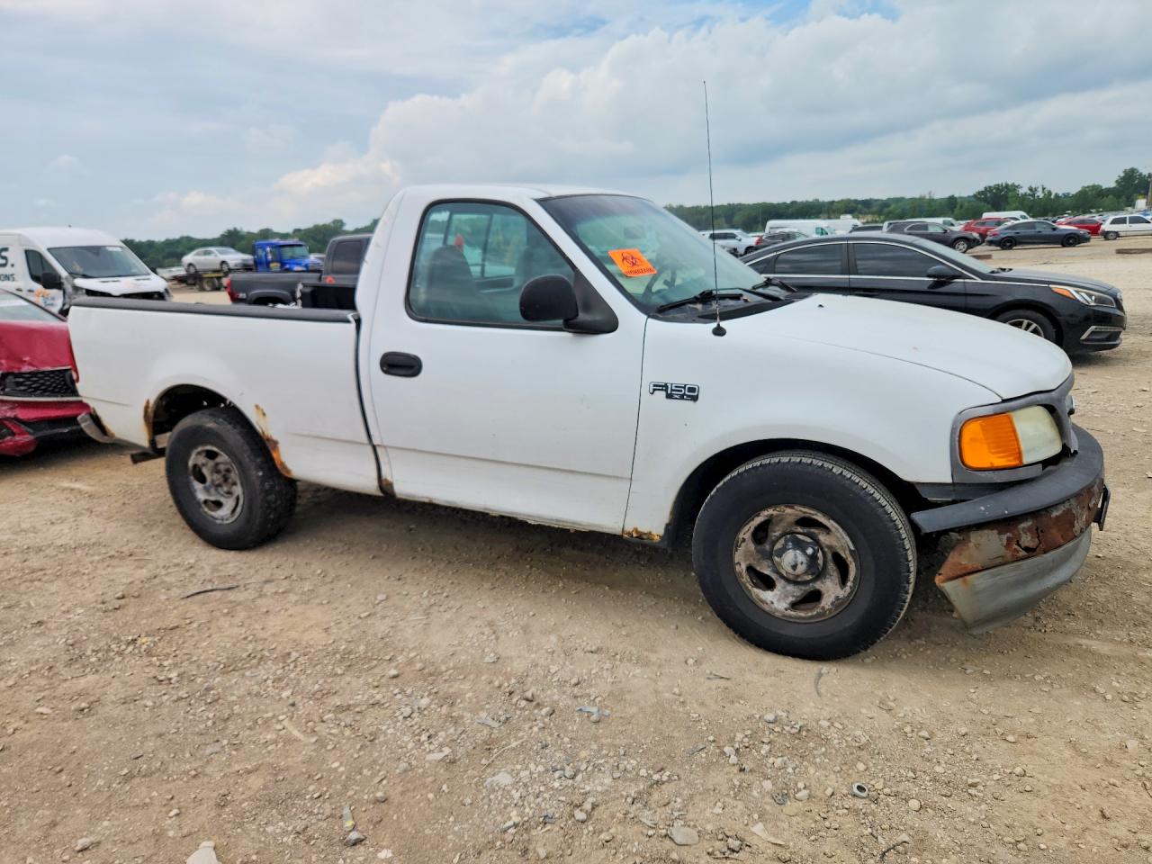 2004 Ford F-150 Heritage Classic White vin: 2FTRF17224CA65935