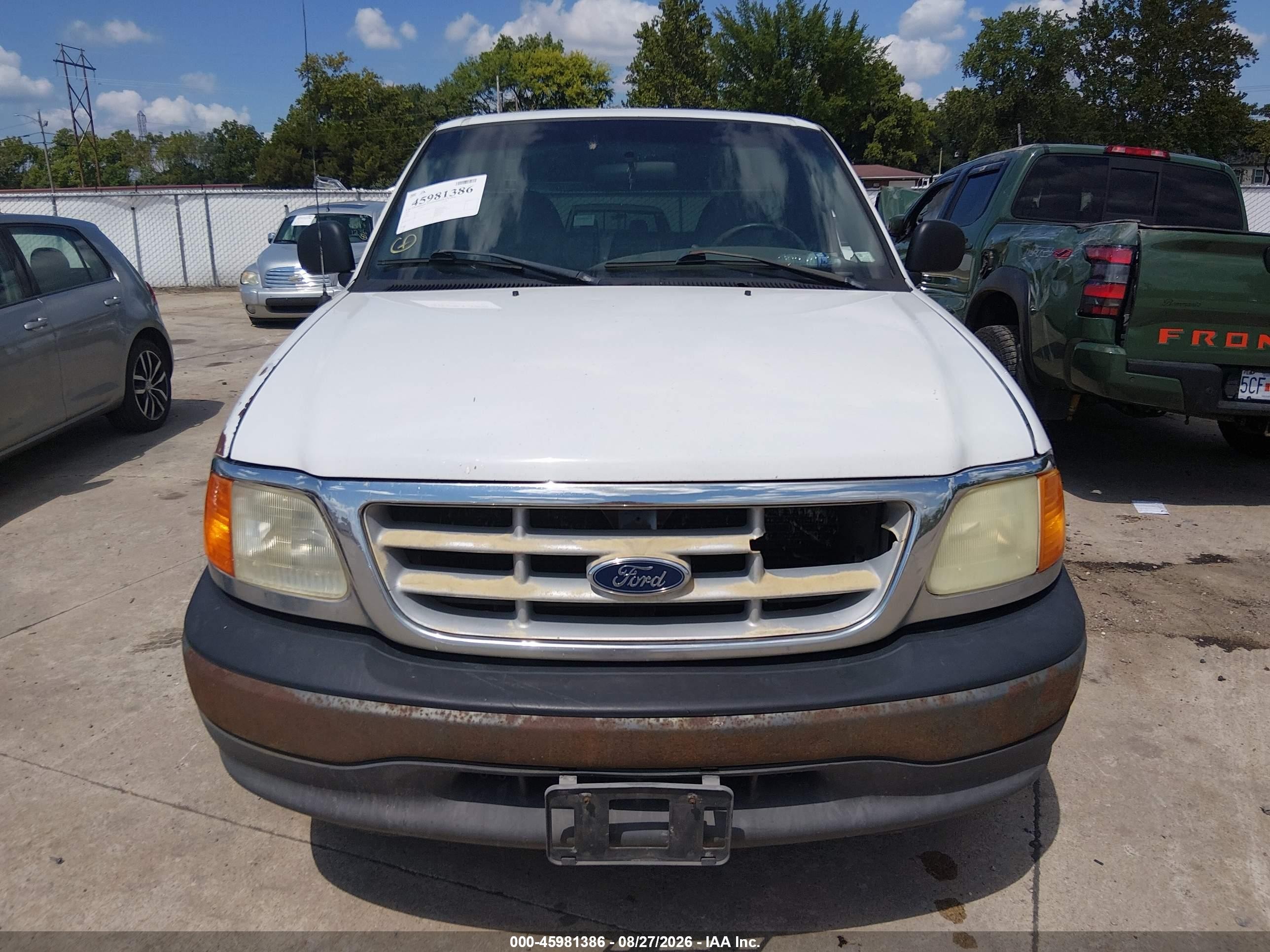 2004 Ford F-150 Heritage Classic White vin: 2FTRF17254CA75942