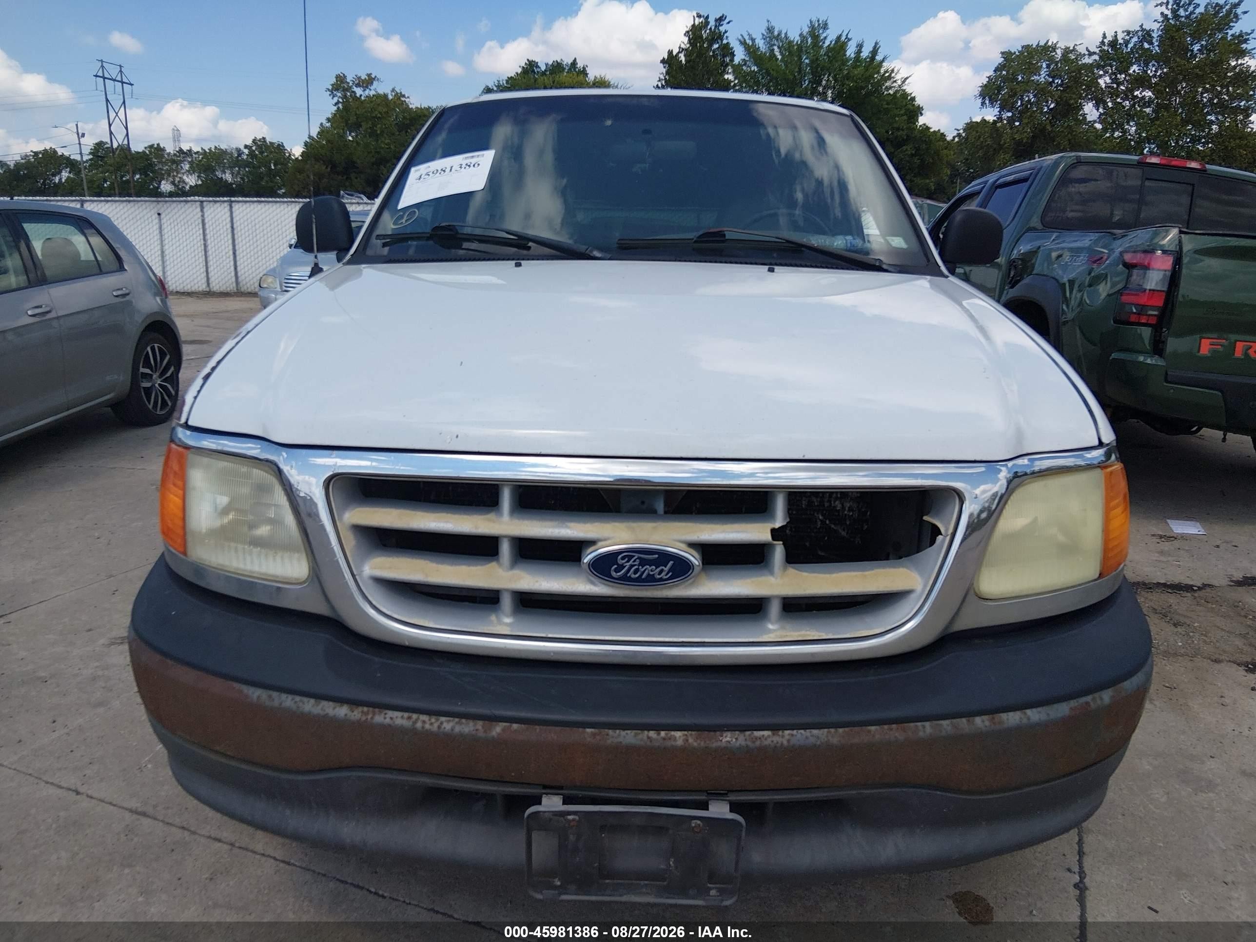 2004 Ford F-150 Heritage Classic White vin: 2FTRF17254CA75942
