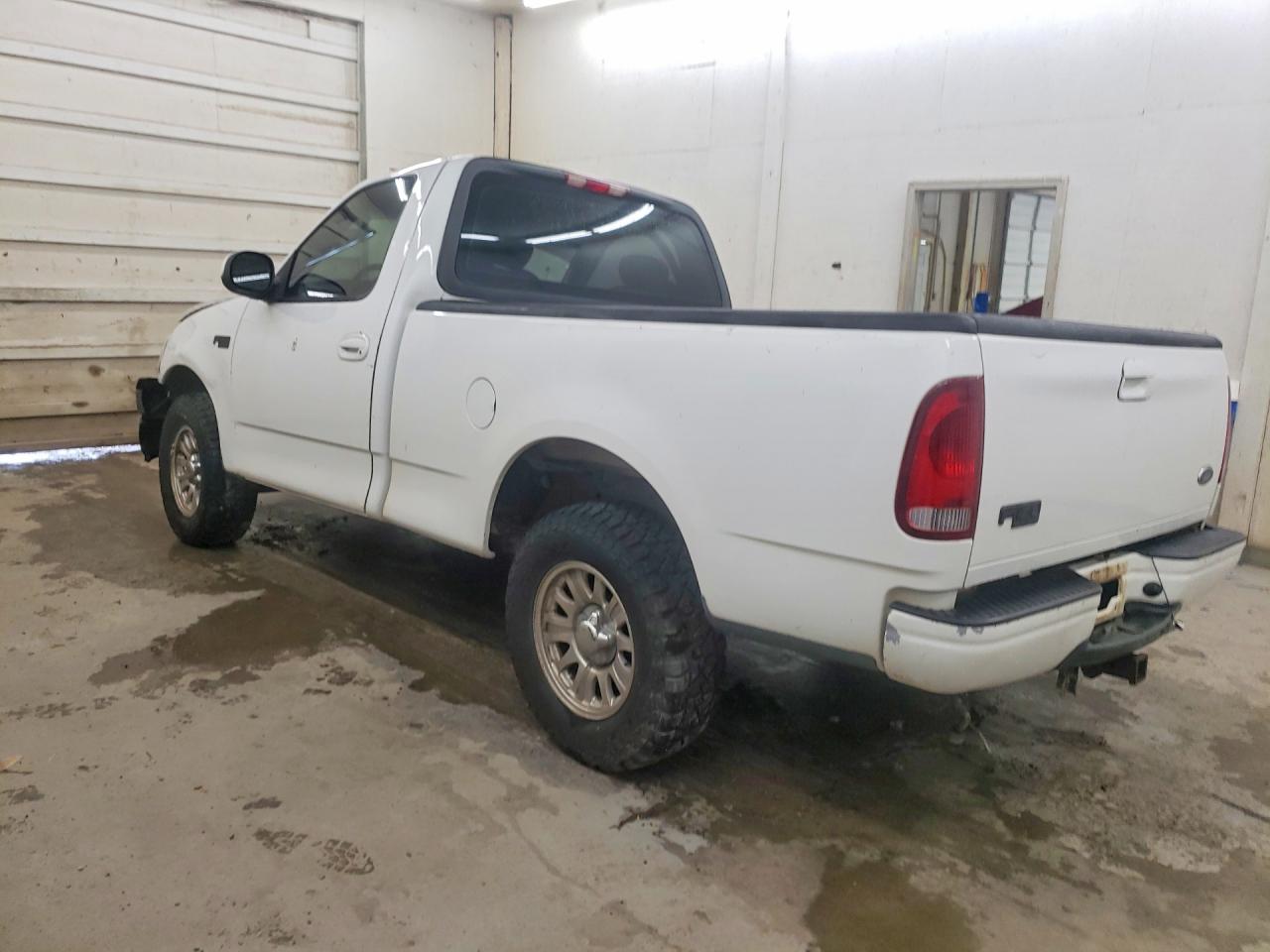 2004 Ford F-150 Heritage Classic White vin: 2FTRF17264CA35658