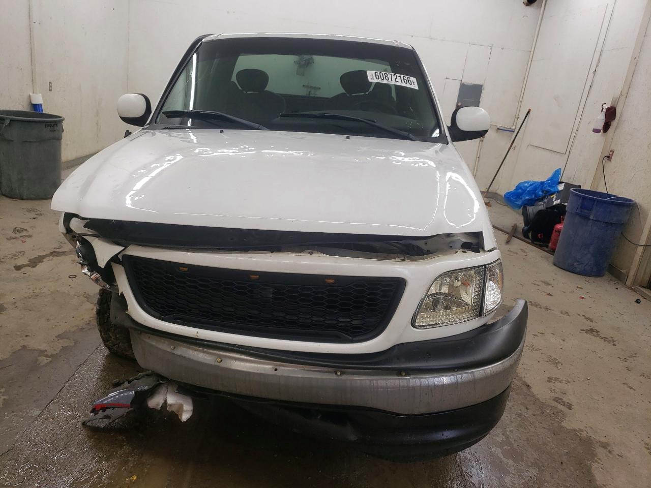 2004 Ford F-150 Heritage Classic White vin: 2FTRF17264CA35658
