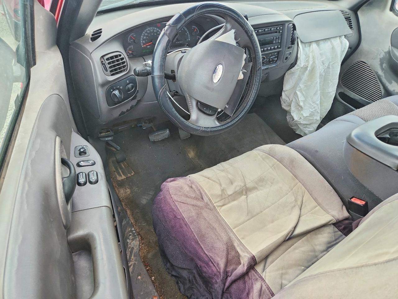 2003 Ford F150 Red vin: 2FTRF17293CA13202