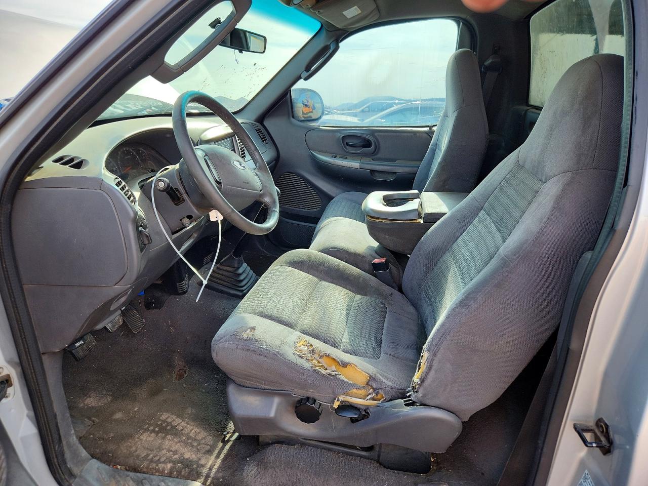 2003 Ford F150 Silver vin: 2FTRF17293CA50475