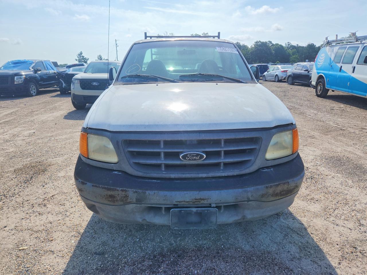 2004 Ford F-150 Heritage Classic White vin: 2FTRF17294CA51370