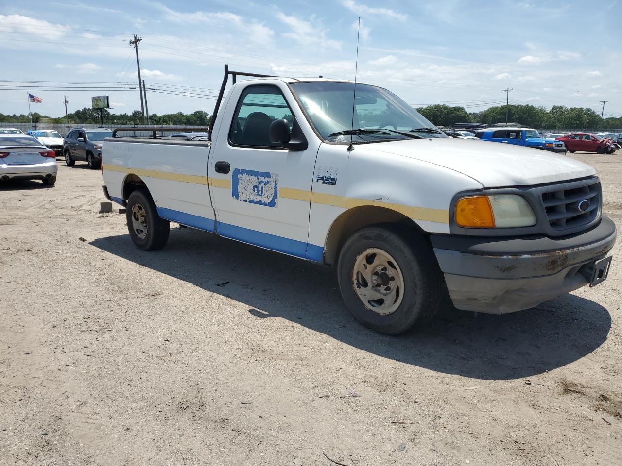 2004 Ford F-150 Heritage Classic White vin: 2FTRF17294CA51370 Damage: Right Front Fender, Multiple Scratches Light, 5