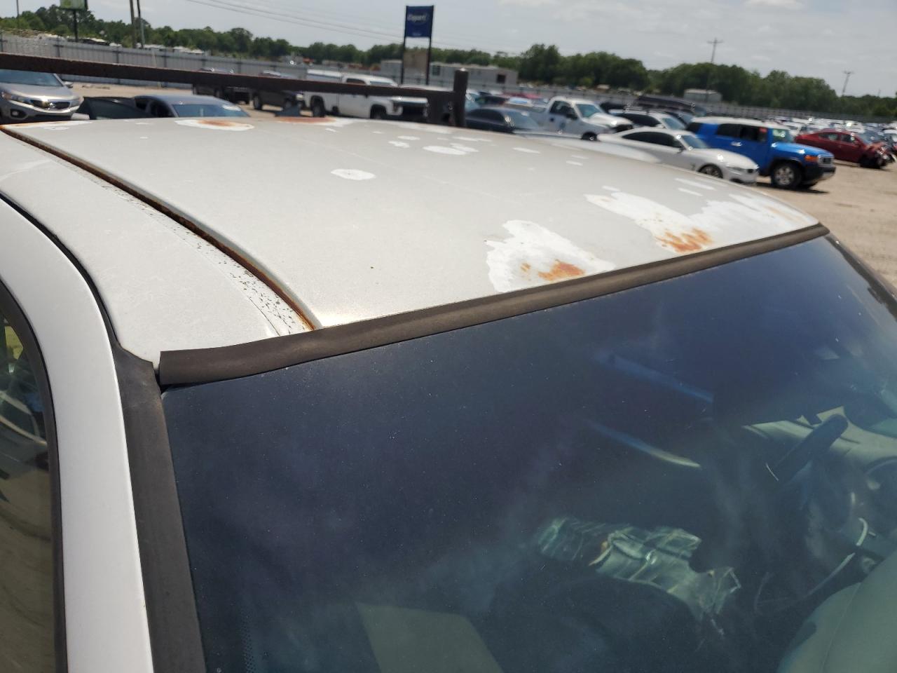 2004 Ford F-150 Heritage Classic White vin: 2FTRF17294CA51370 Damage: Roof, Rust, > 12 Inches