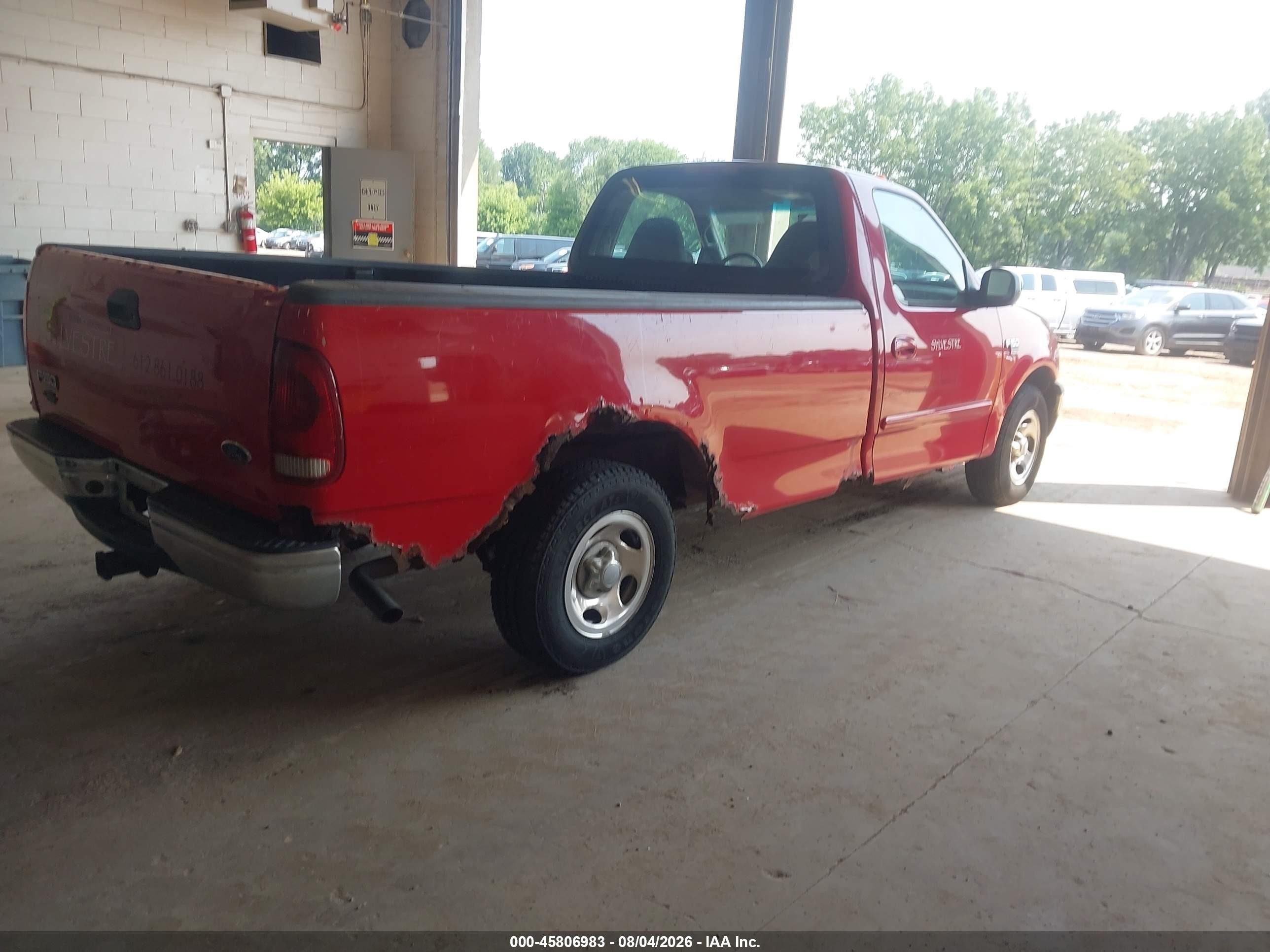 2002 Ford F-150 Xl/xlt Красный vin: 2FTRF17L52CA40470
