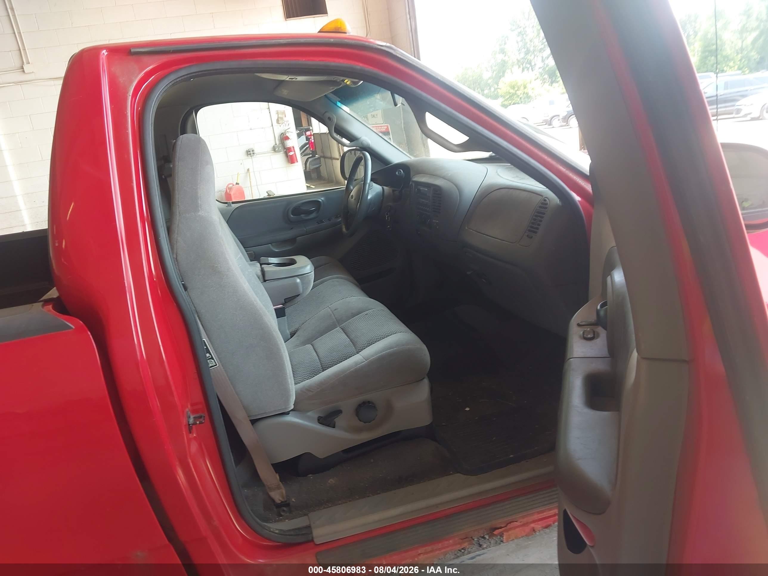2002 Ford F-150 Xl/xlt Красный vin: 2FTRF17L52CA40470