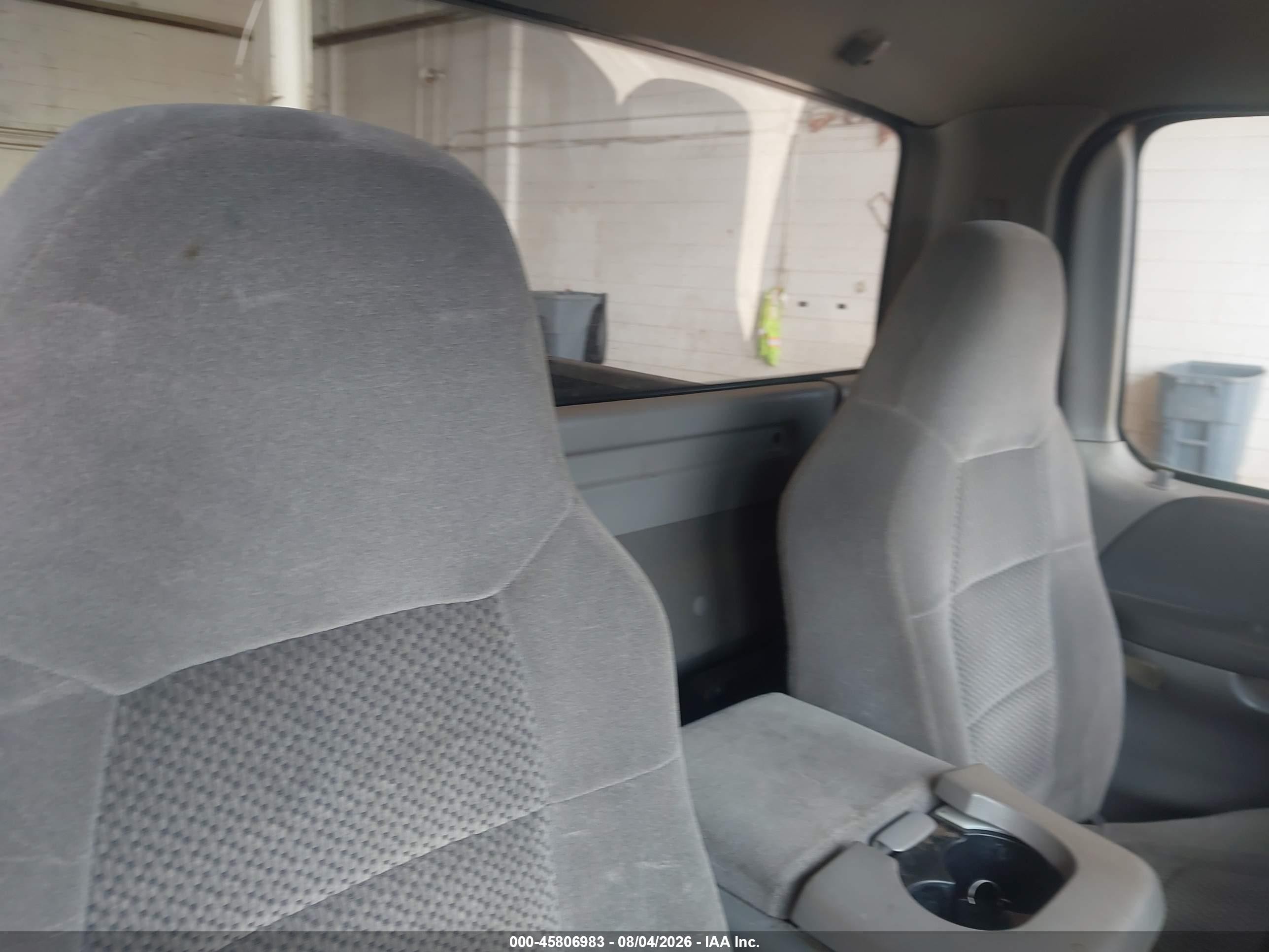 2002 Ford F-150 Xl/xlt Красный vin: 2FTRF17L52CA40470