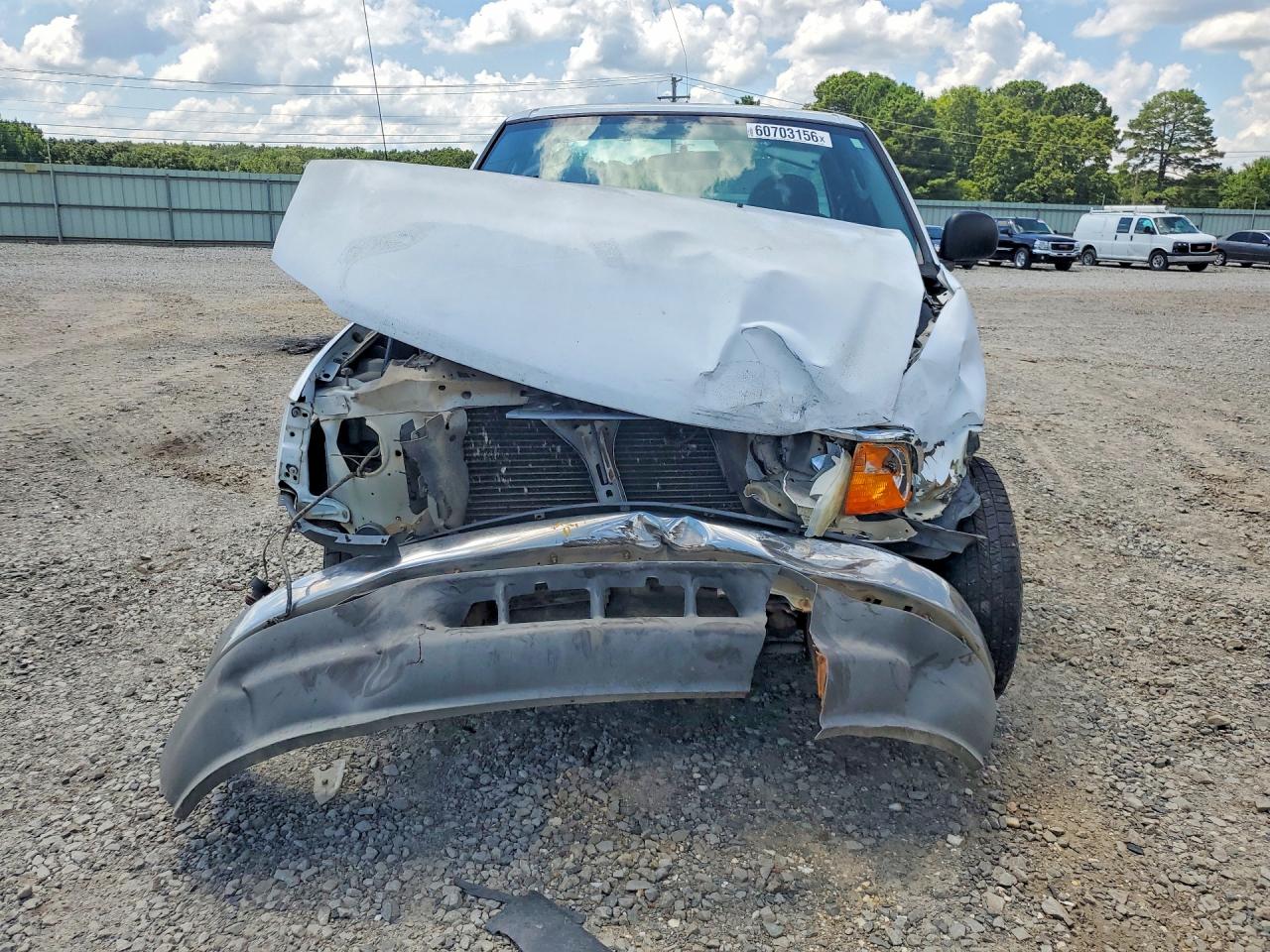 2004 Ford F-150 Heritage Classic White vin: 2FTRF17W04CA59179
