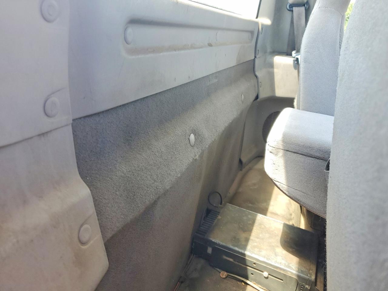 2004 Ford F-150 Heritage Classic White vin: 2FTRF17W04CA59179
