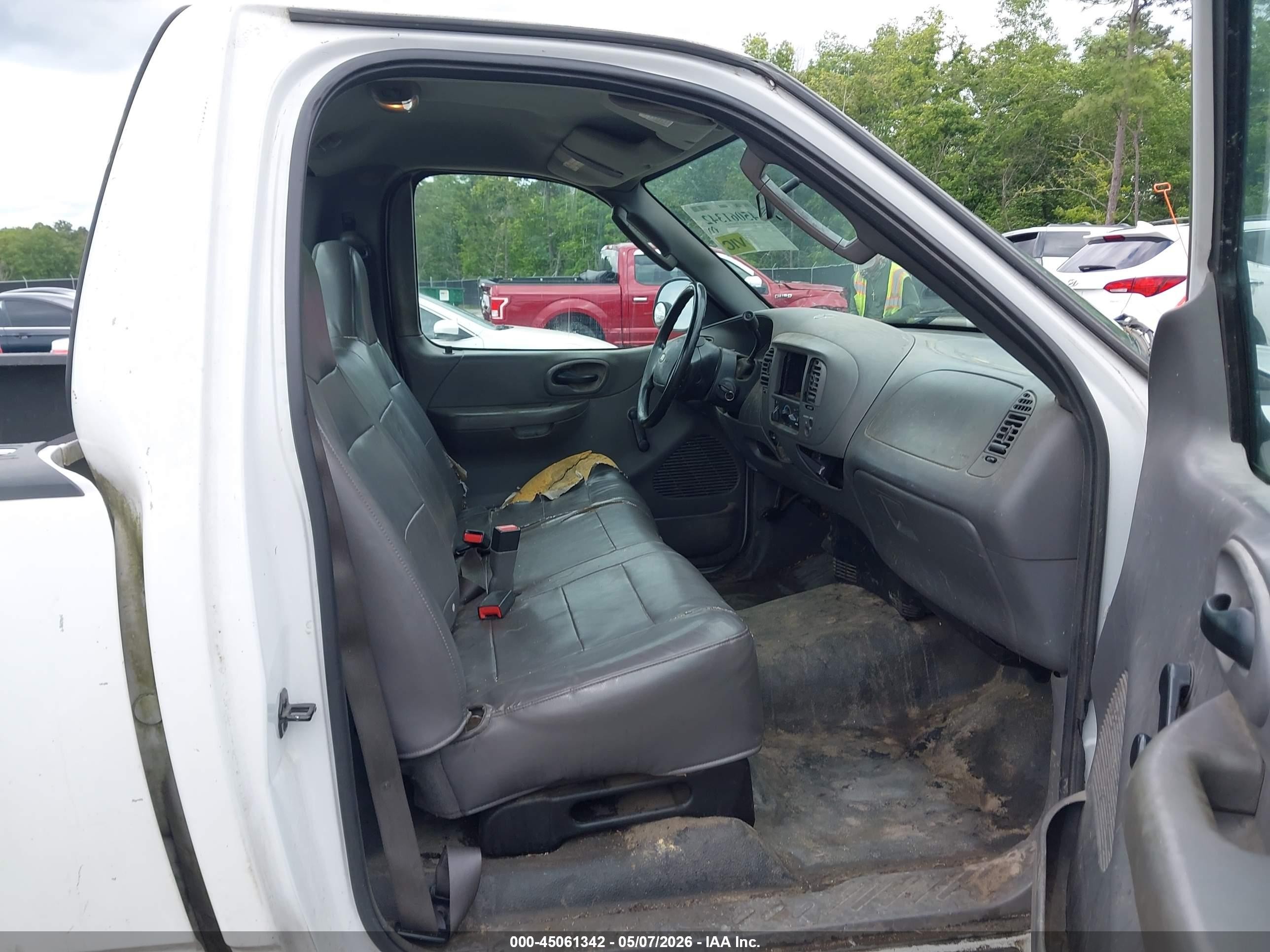 2004 Ford F-150 Heritage Xl/xlt White vin: 2FTRF17W04CA71641