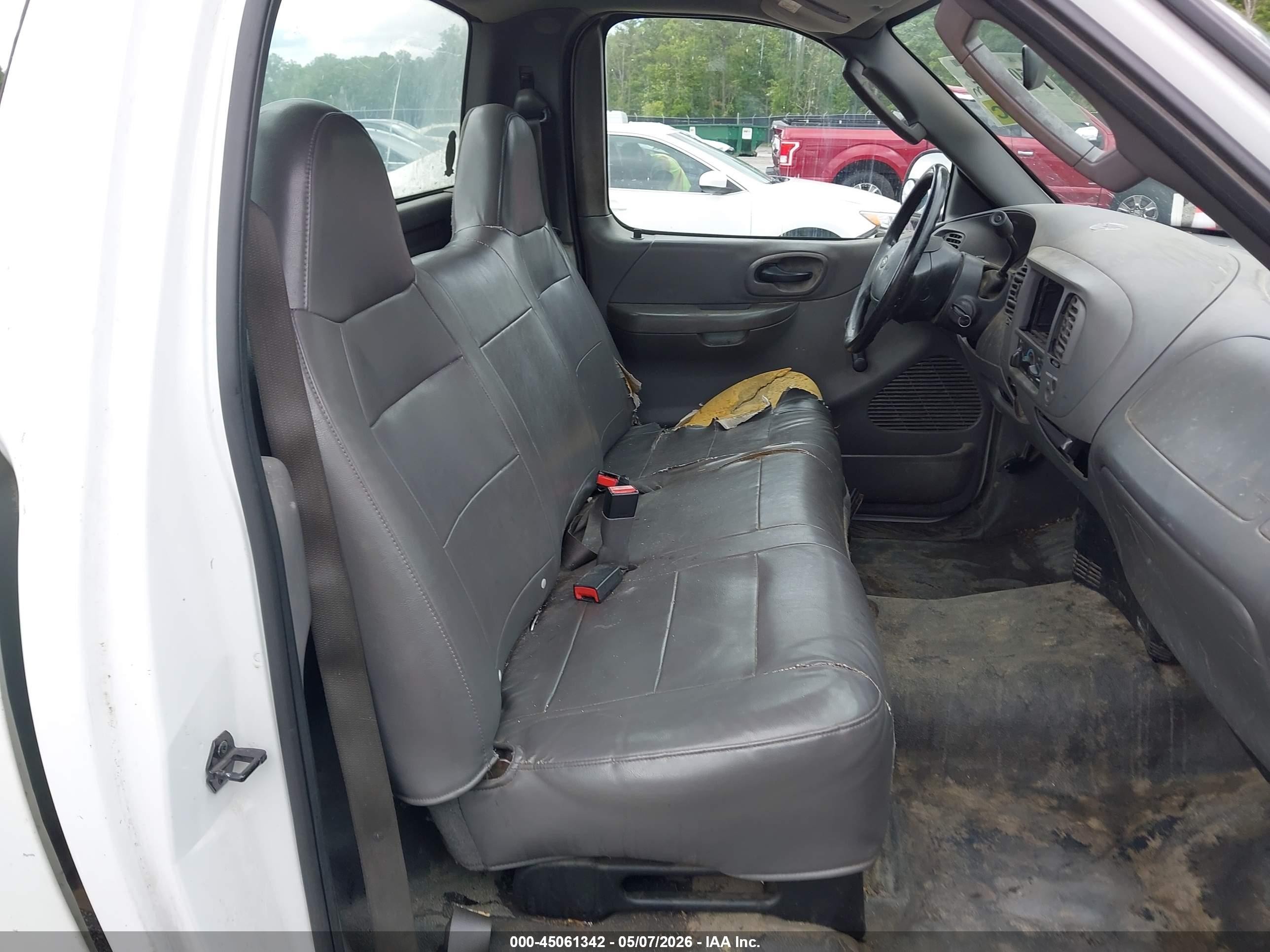 2004 Ford F-150 Heritage Xl/xlt White vin: 2FTRF17W04CA71641