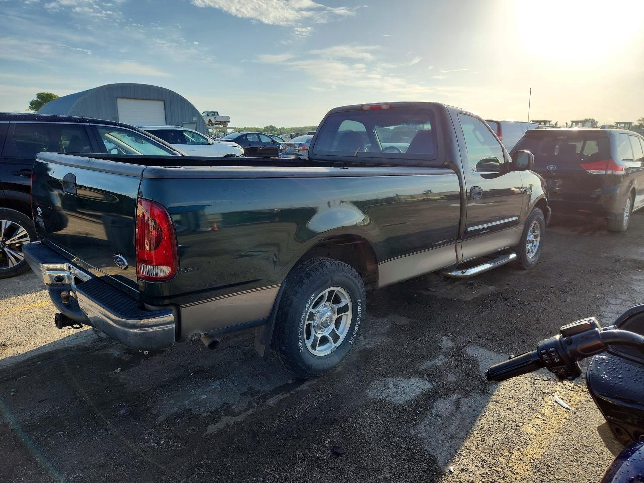 2004 Ford F-150 Heritage Classic Green vin: 2FTRF17W84CA22624