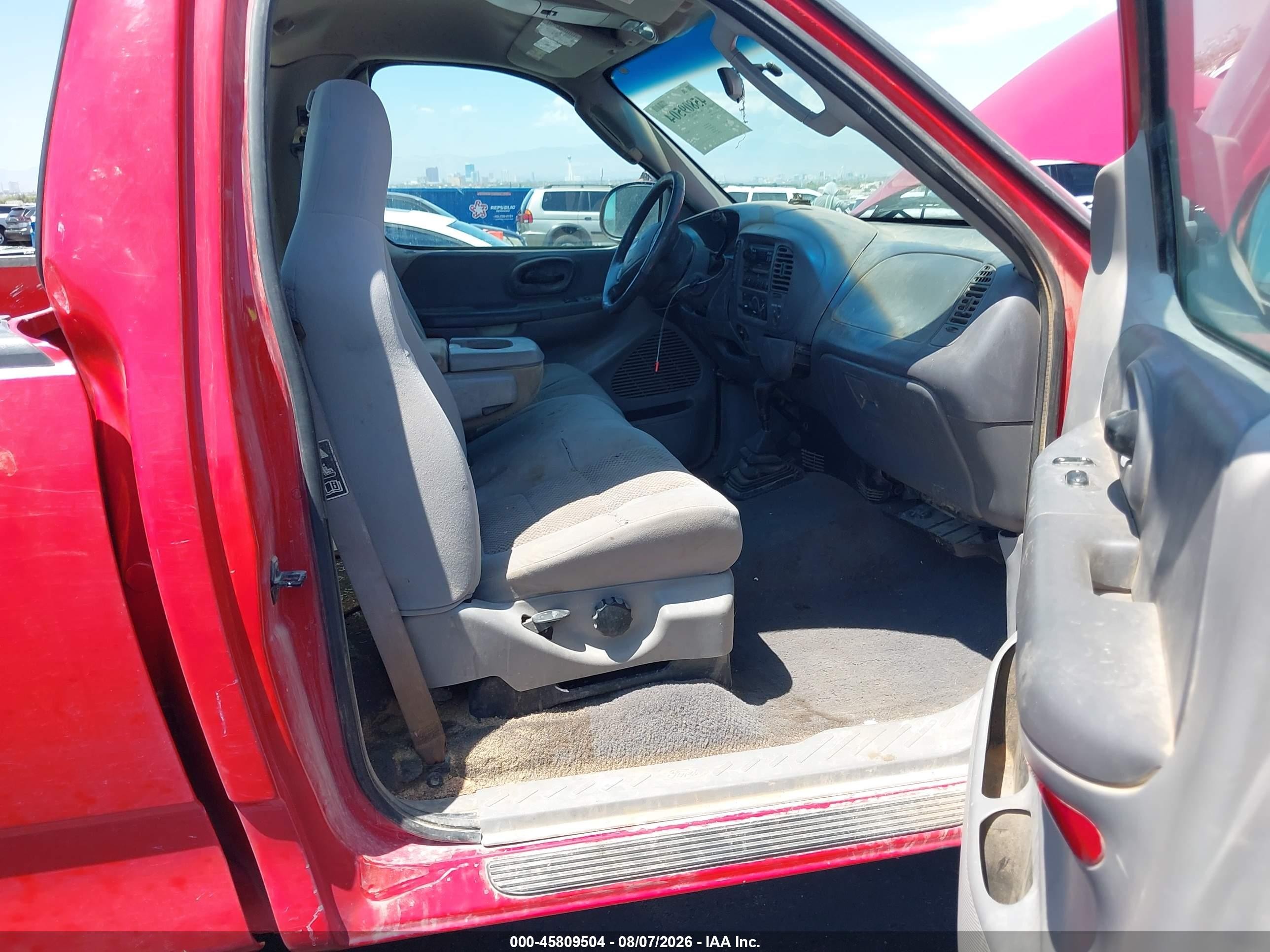 2003 Ford F-150 Xl/xlt Red vin: 2FTRF18203CA56809