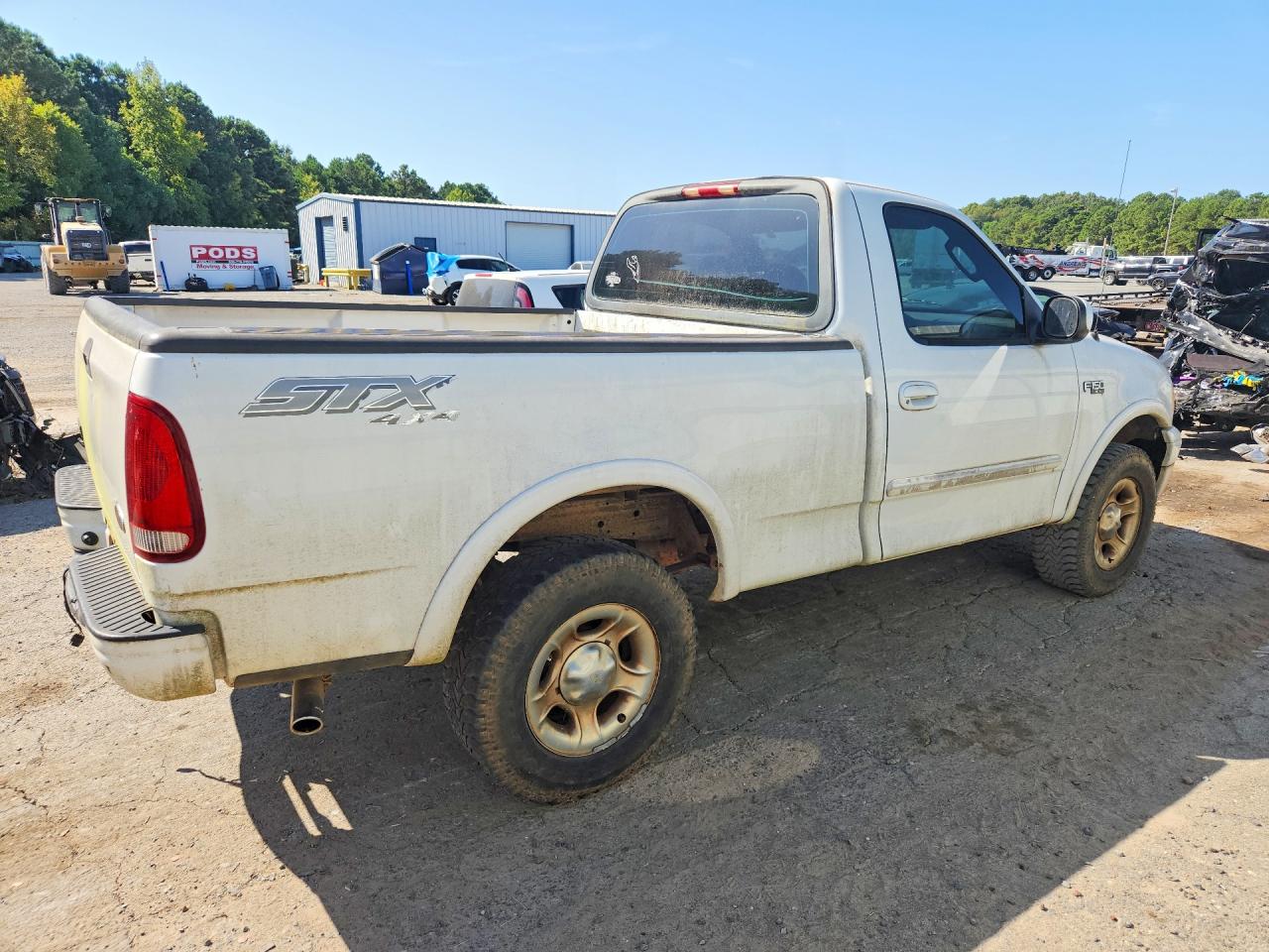 2003 Ford F150 White vin: 2FTRF18233CA82773