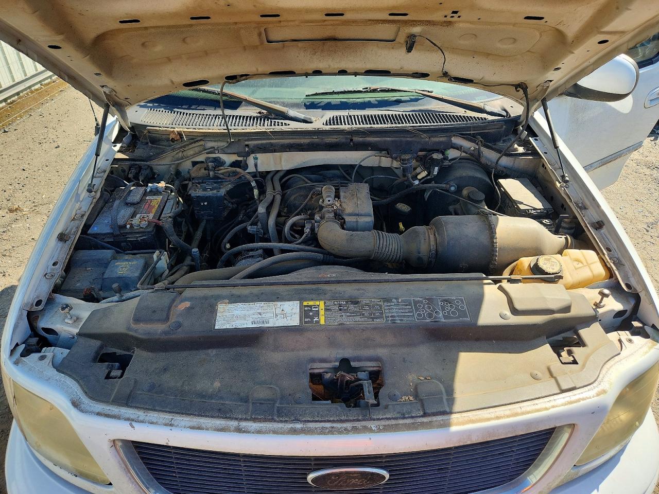 2003 Ford F150 White vin: 2FTRF18233CA82773