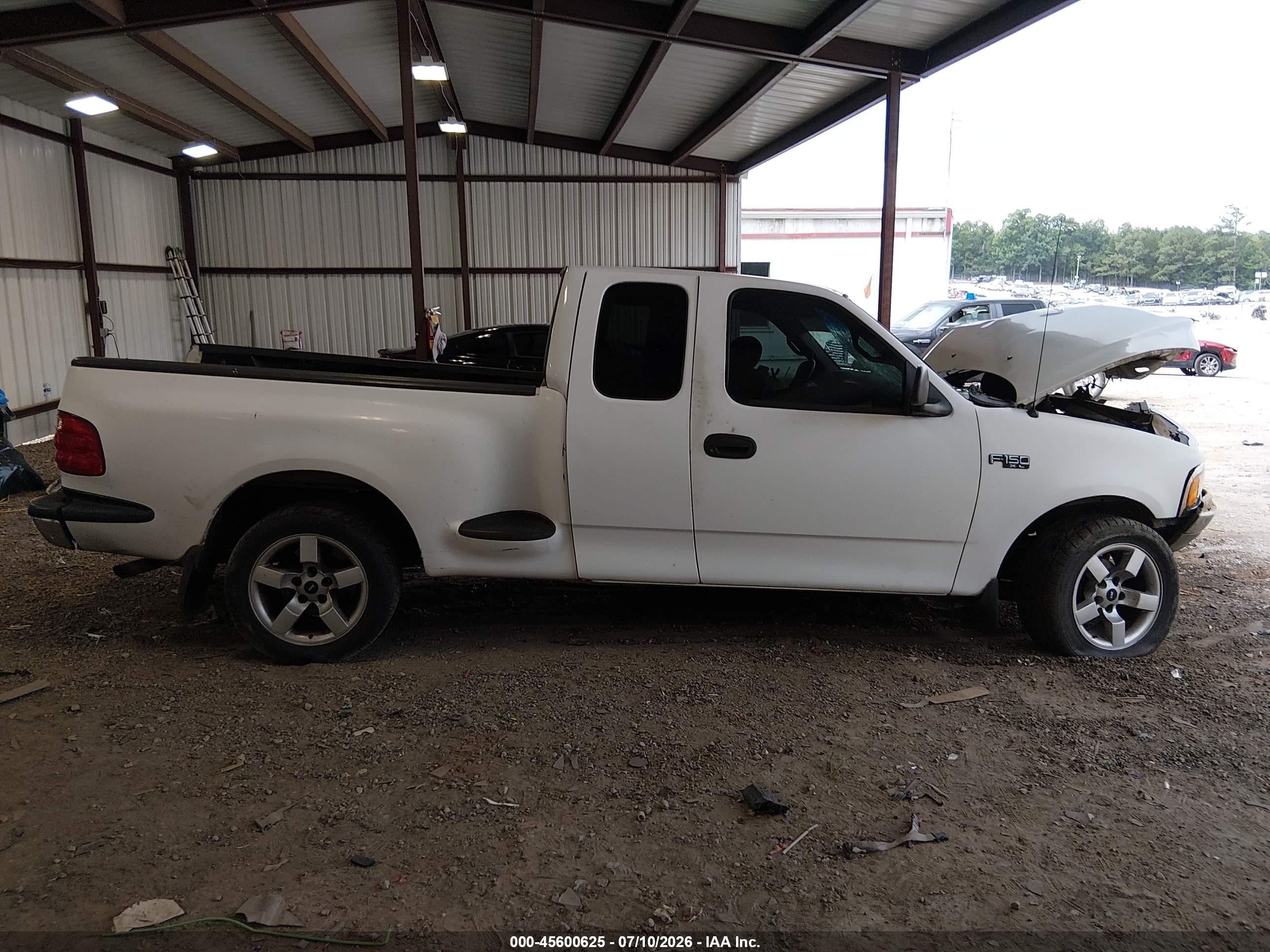 2002 Ford F-150 Xl/xlt White vin: 2FTRX07222CA26685