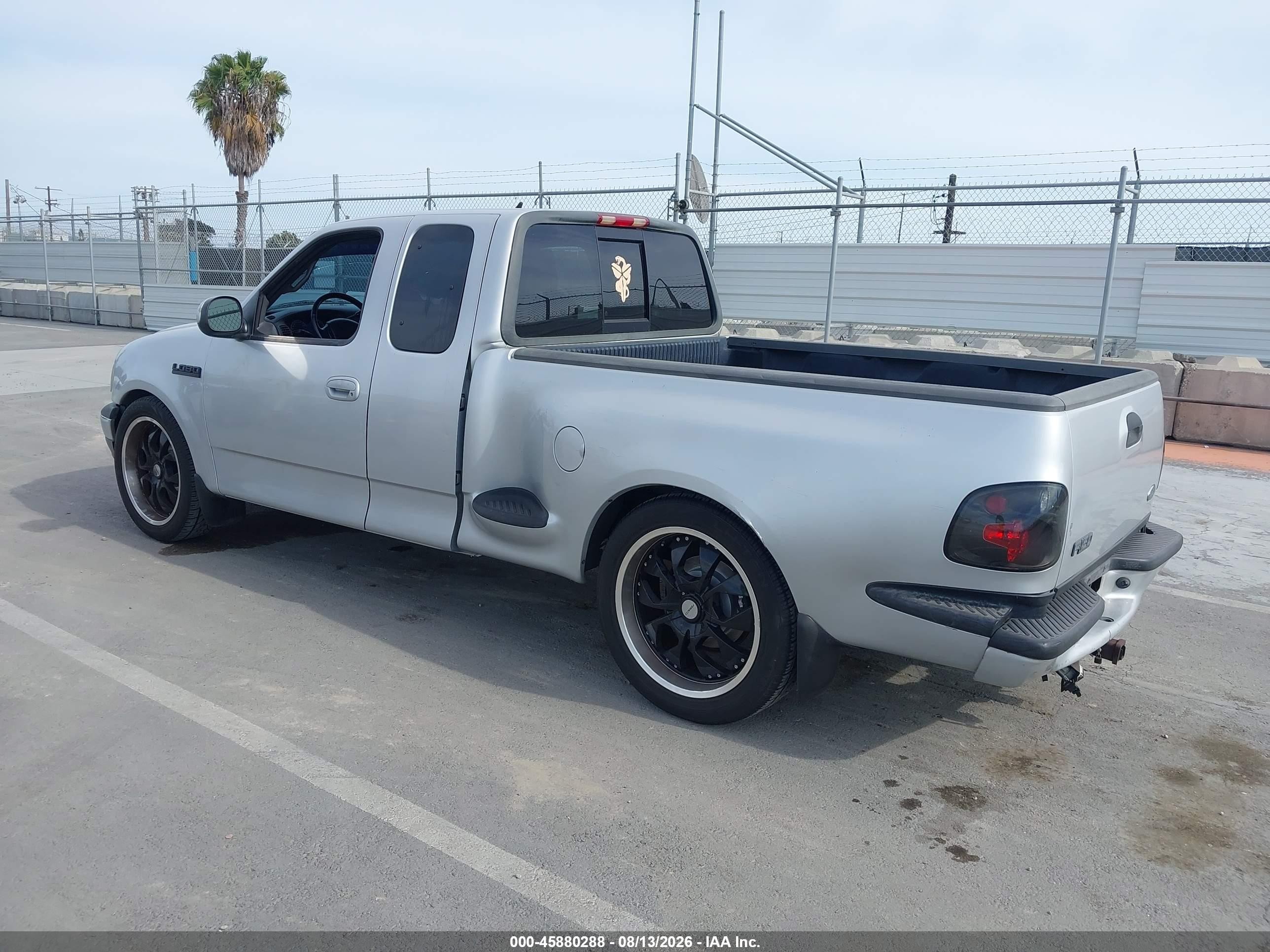 2001 Ford F-150 Lariat/xl/xlt Silver vin: 2FTRX07L11CA70717