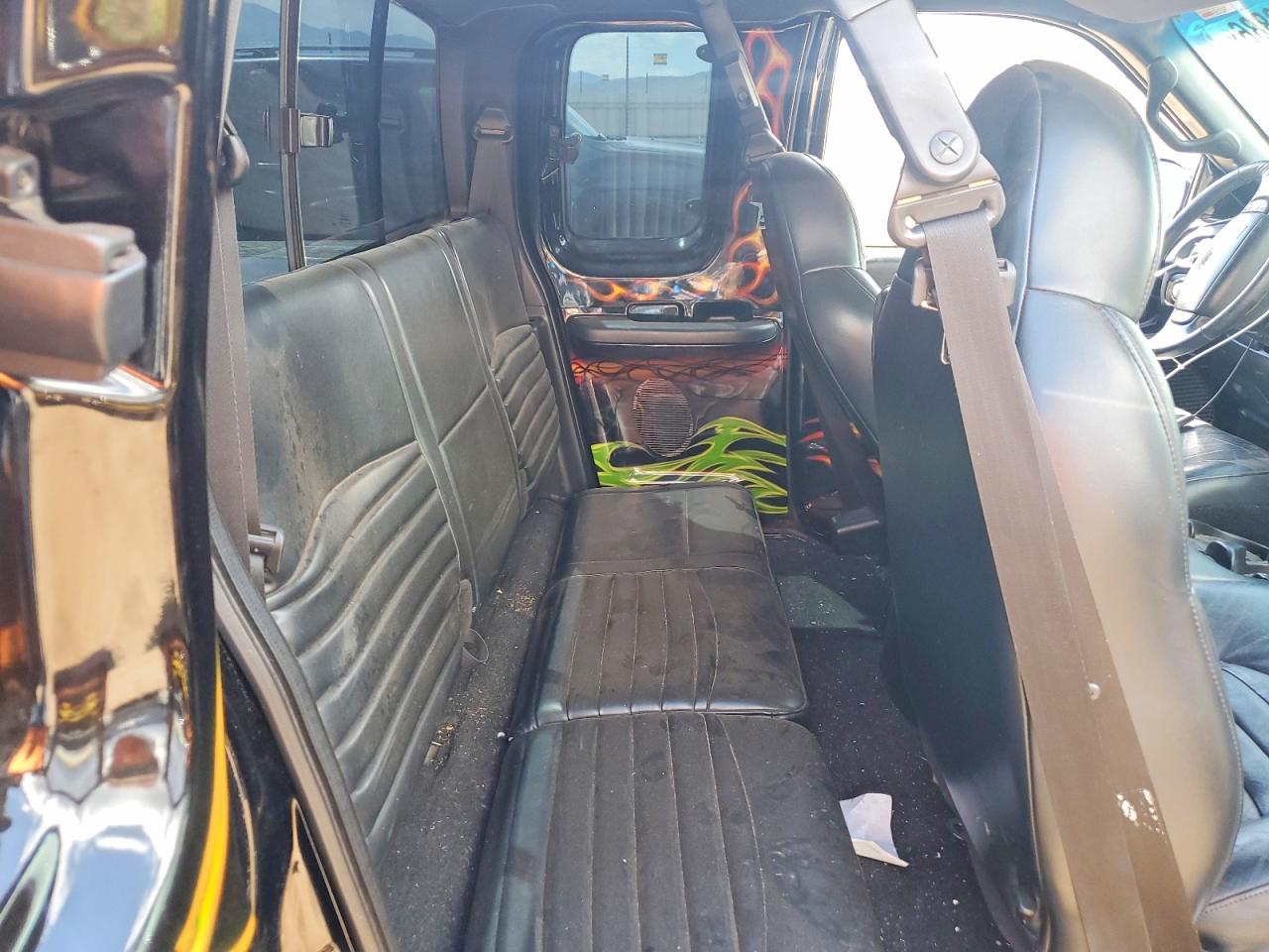 2000 Ford F150 Black vin: 2FTRX07L2YCB10541