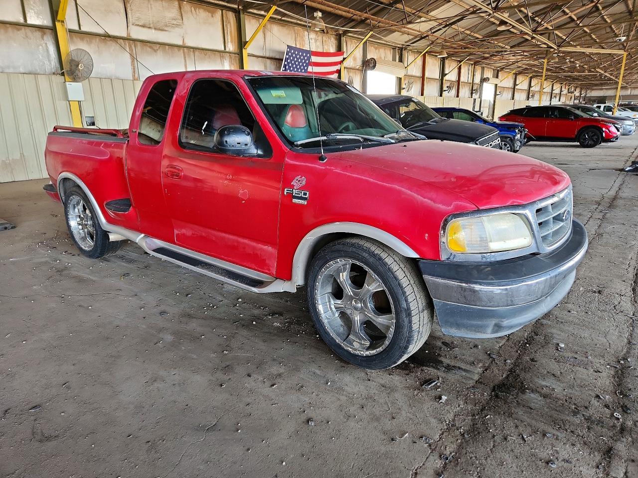 2000 Ford F150 Red vin: 2FTRX07L5YCA70858
