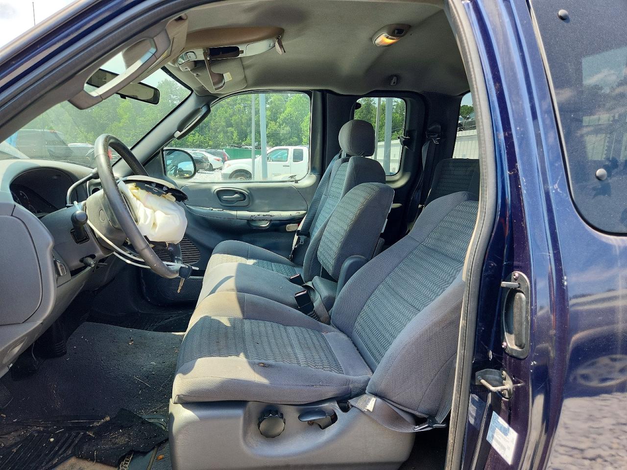 2003 Ford F150 Blue vin: 2FTRX07L63CA75401
