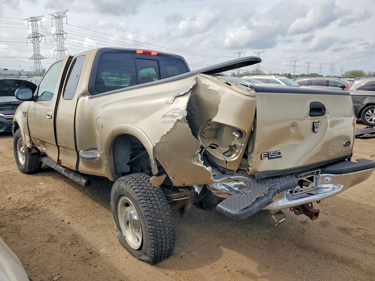 2004 Ford F150 Tan vin: 2FTRX08L2YCA01351