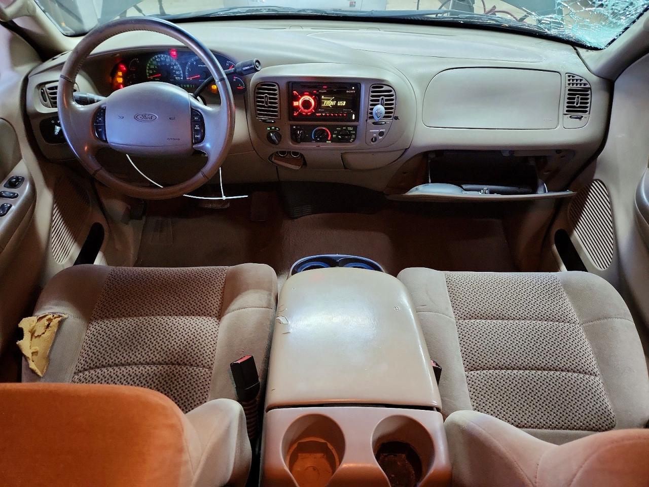 2002 Ford F150 Зеленый vin: 2FTRX08L62CA41374