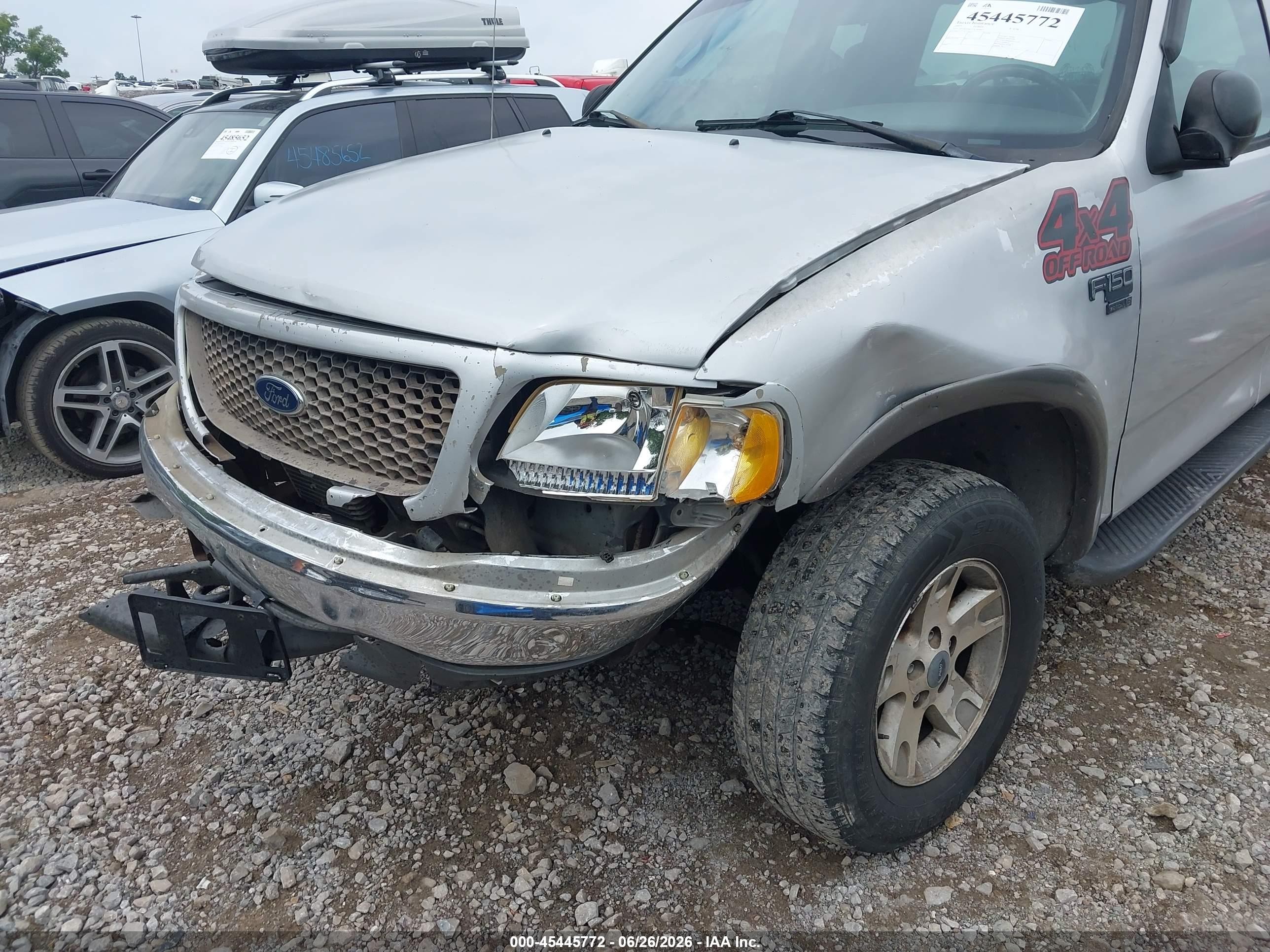 2003 Ford F-150 Lariat/xl/xlt Серебряный vin: 2FTRX08L63CA09641