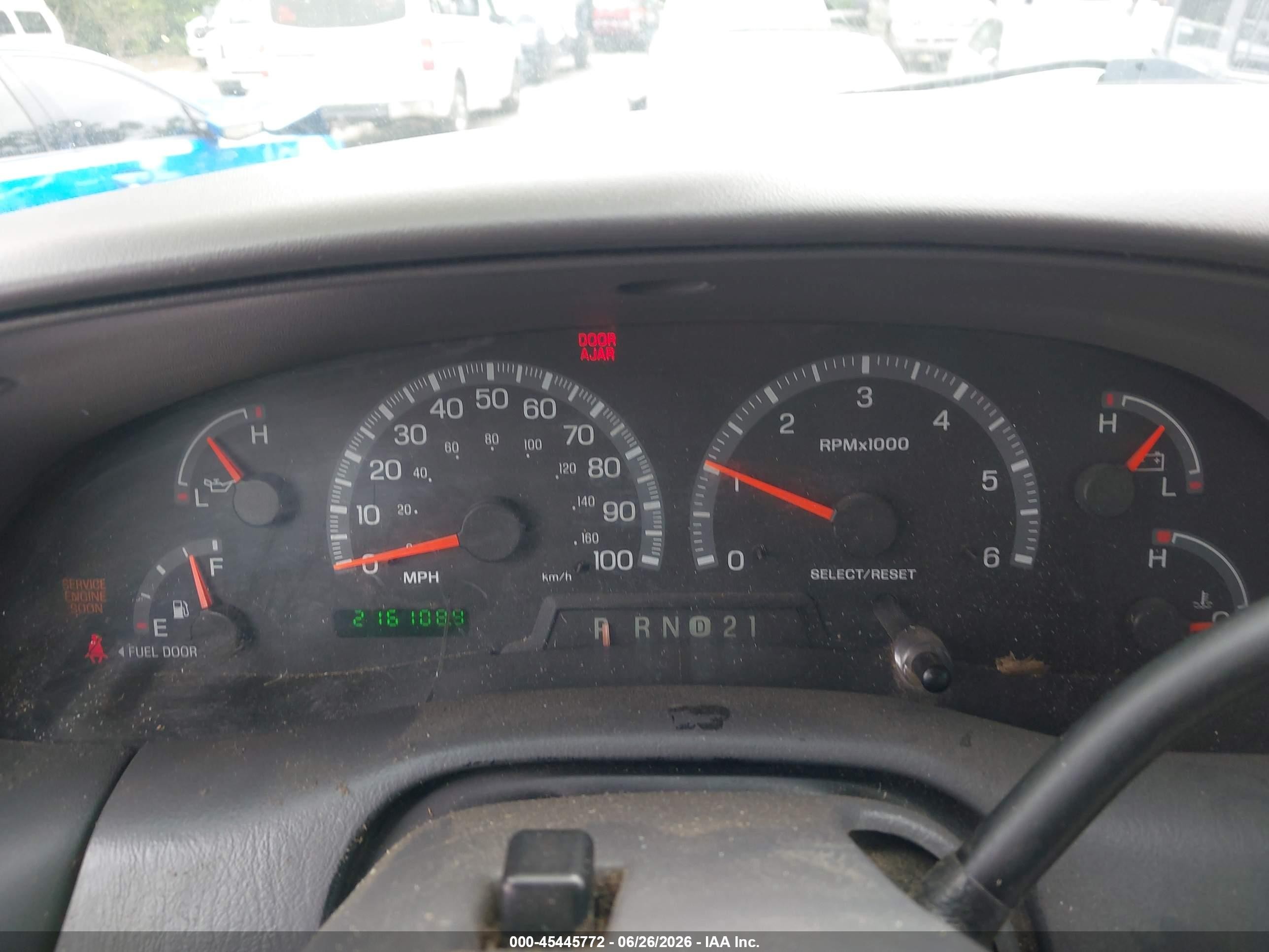 2003 Ford F-150 Lariat/xl/xlt Серебряный vin: 2FTRX08L63CA09641