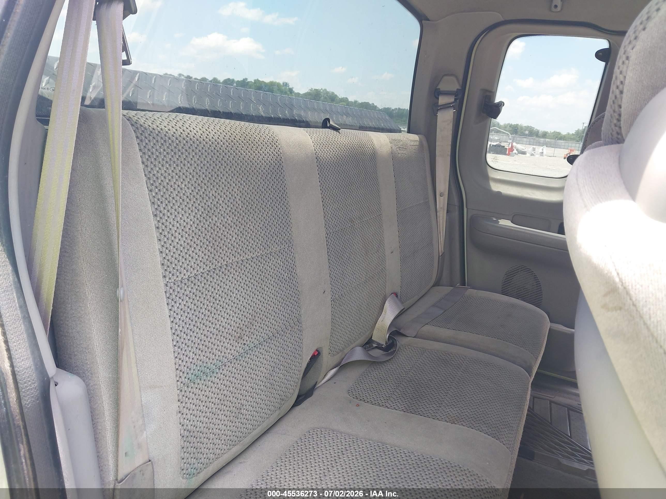 2001 Ford F-150 Lariat/xl/xlt White vin: 2FTRX08L81CA64069
