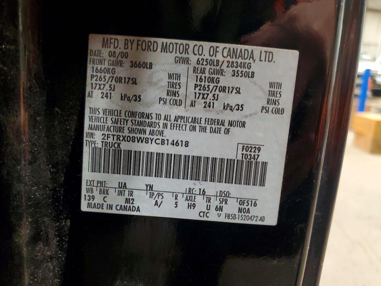 2000 Ford F150 Black vin: 2FTRX08W8YCB14618