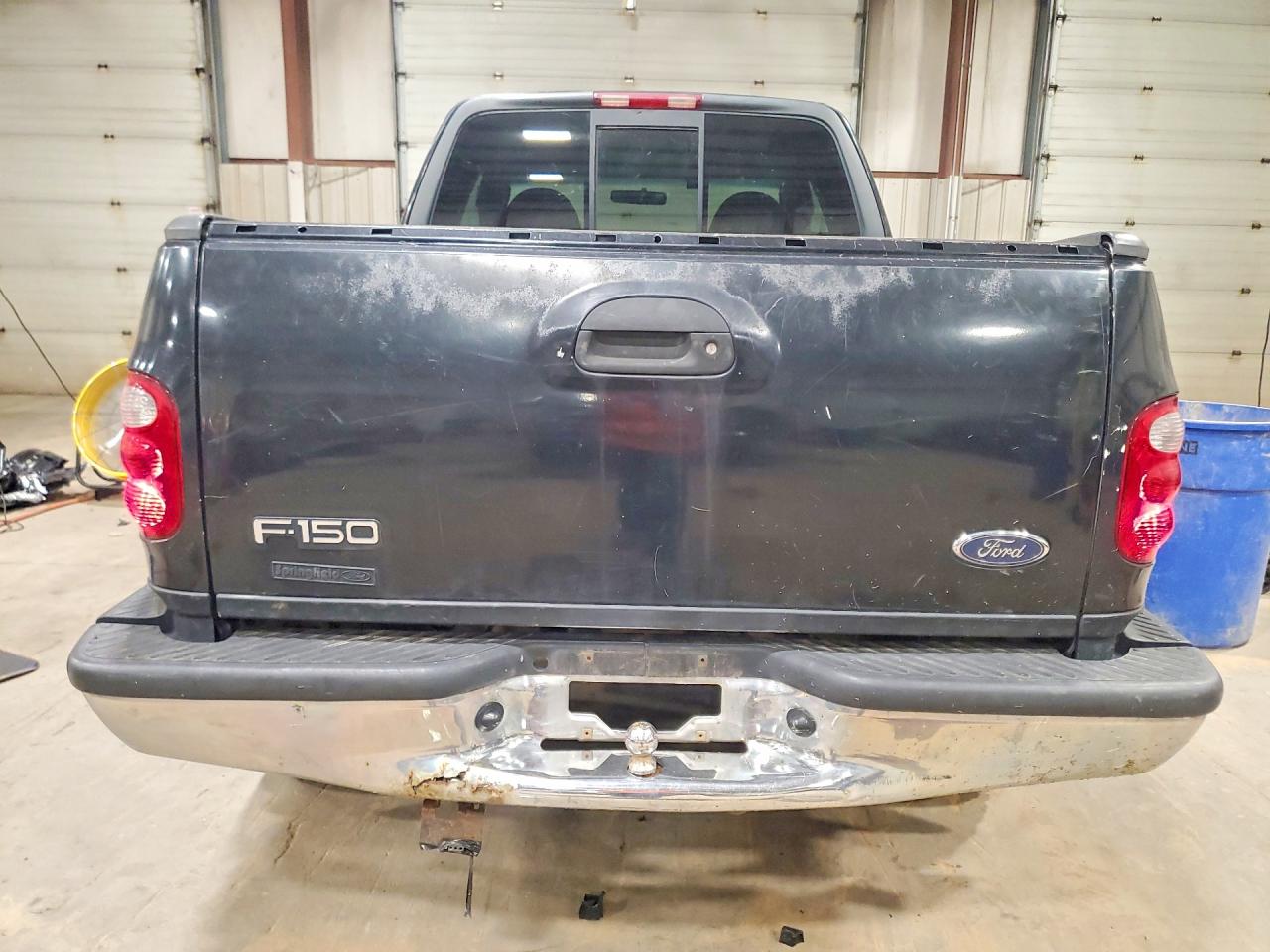 2000 Ford F150 Black vin: 2FTRX08W8YCB14618