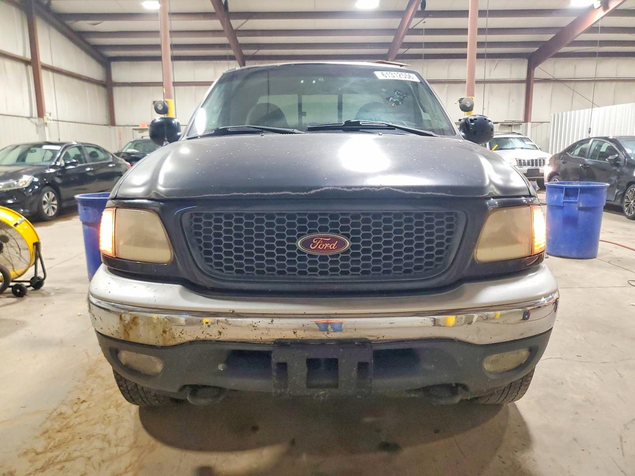2000 Ford F150 Black vin: 2FTRX08W8YCB14618
