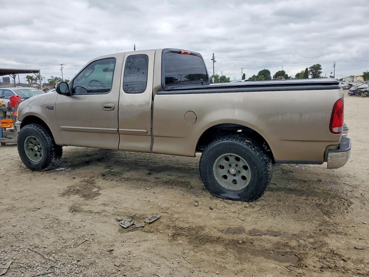 2003 Ford F150 Tan vin: 2FTRX17203CA26479
