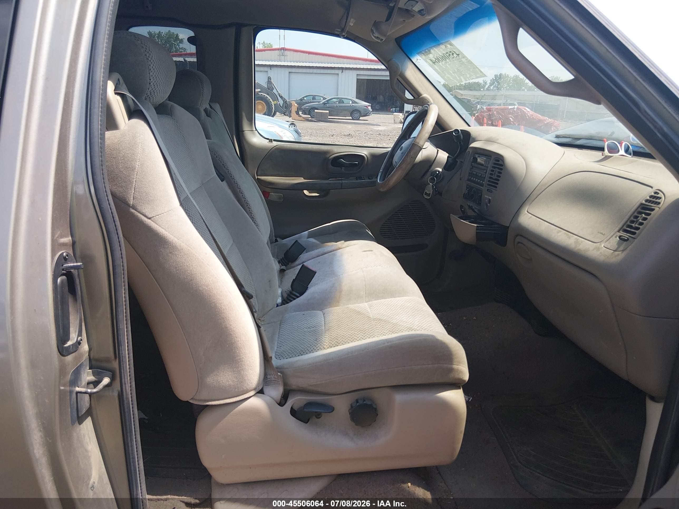 2002 Ford F-150 Xl/xlt Beige vin: 2FTRX17212CA01184