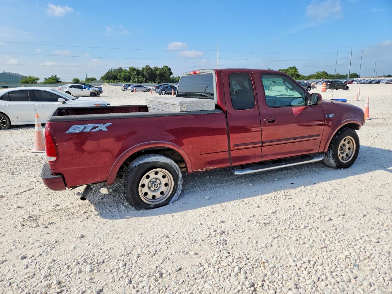 2003 Ford F150 Maroon vin: 2FTRX17213CA88635