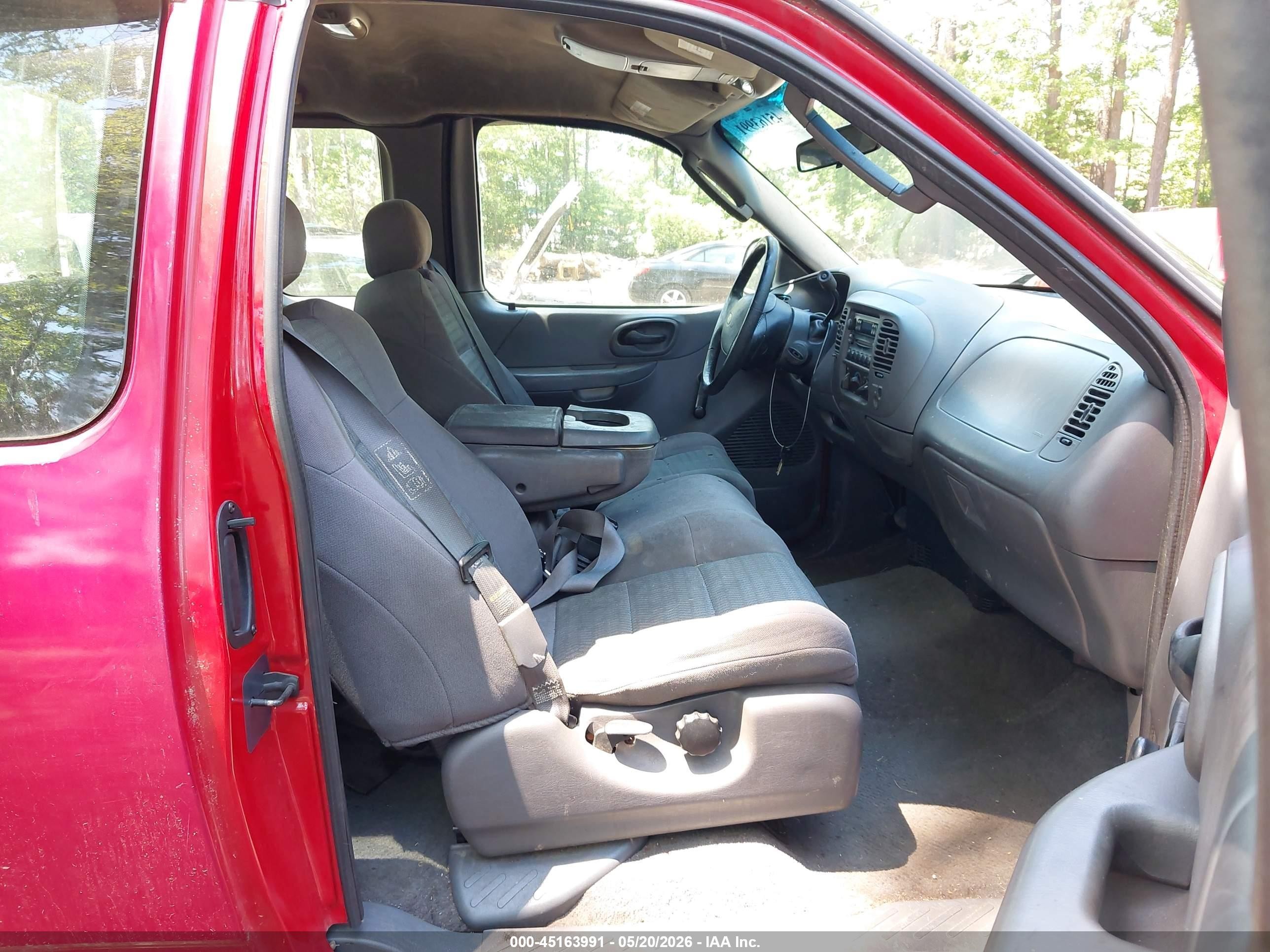2003 Ford F-150 Xl/xlt Red vin: 2FTRX17213CB12870