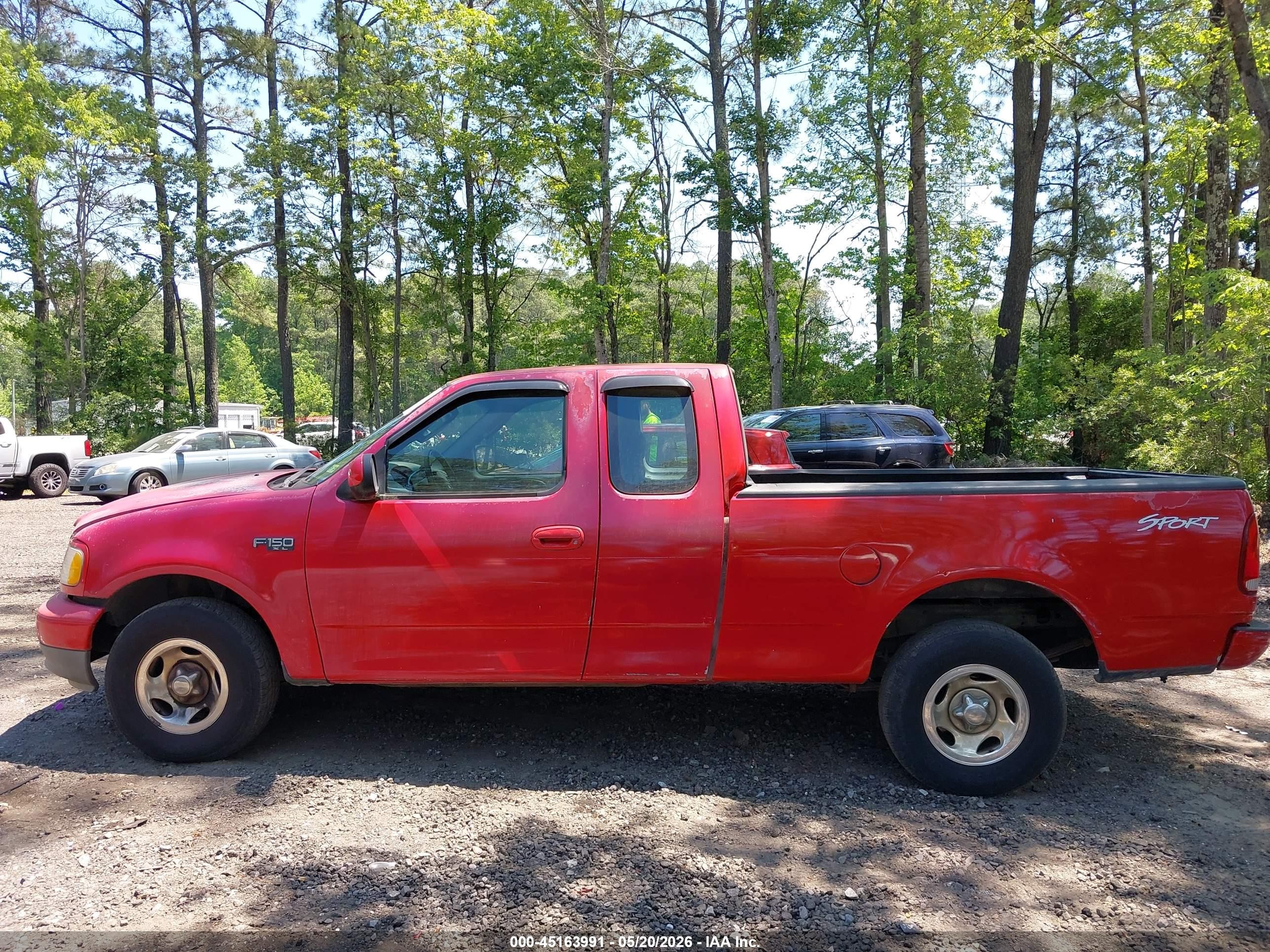 2003 Ford F-150 Xl/xlt Red vin: 2FTRX17213CB12870