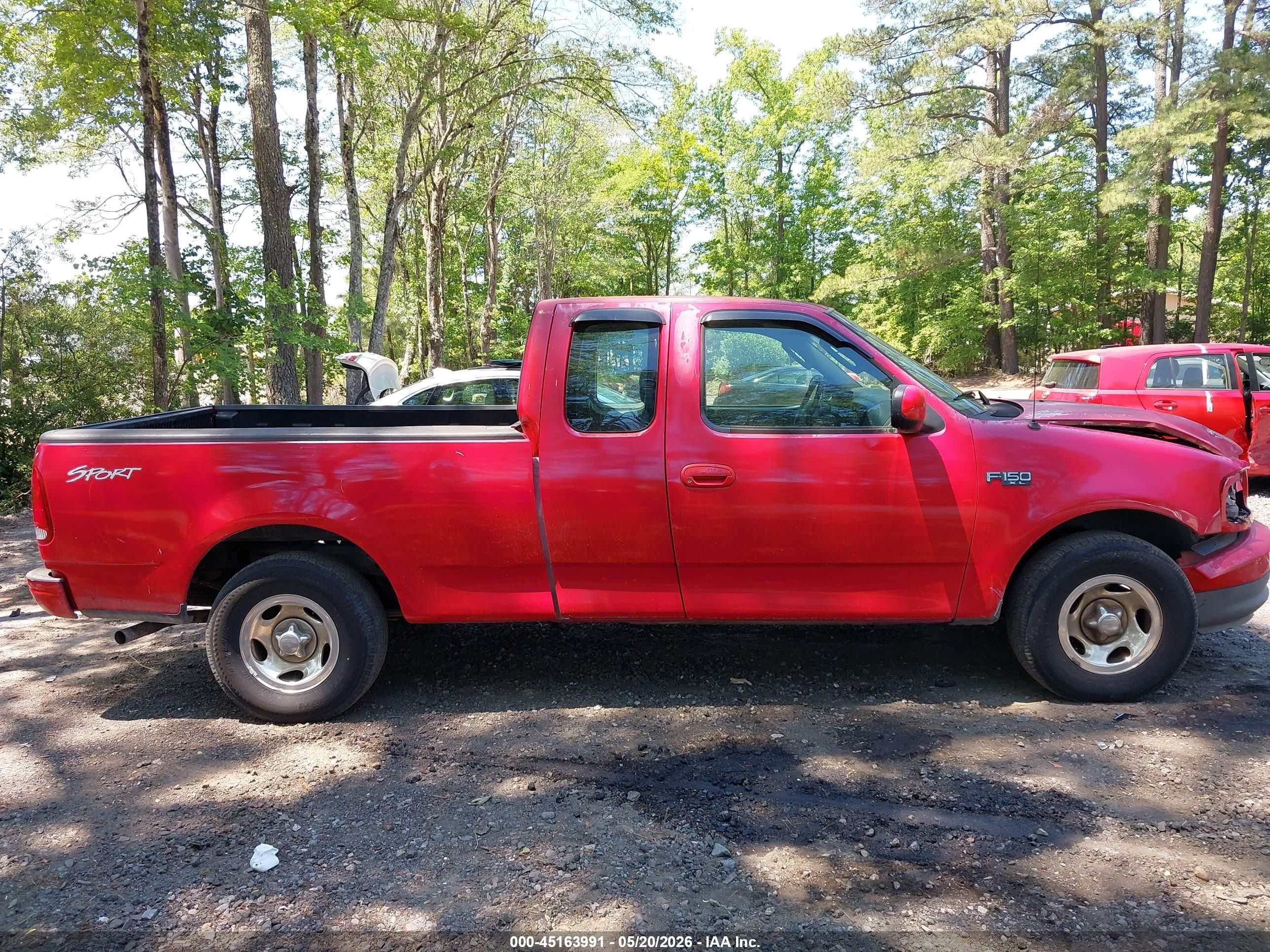 2003 Ford F-150 Xl/xlt Red vin: 2FTRX17213CB12870