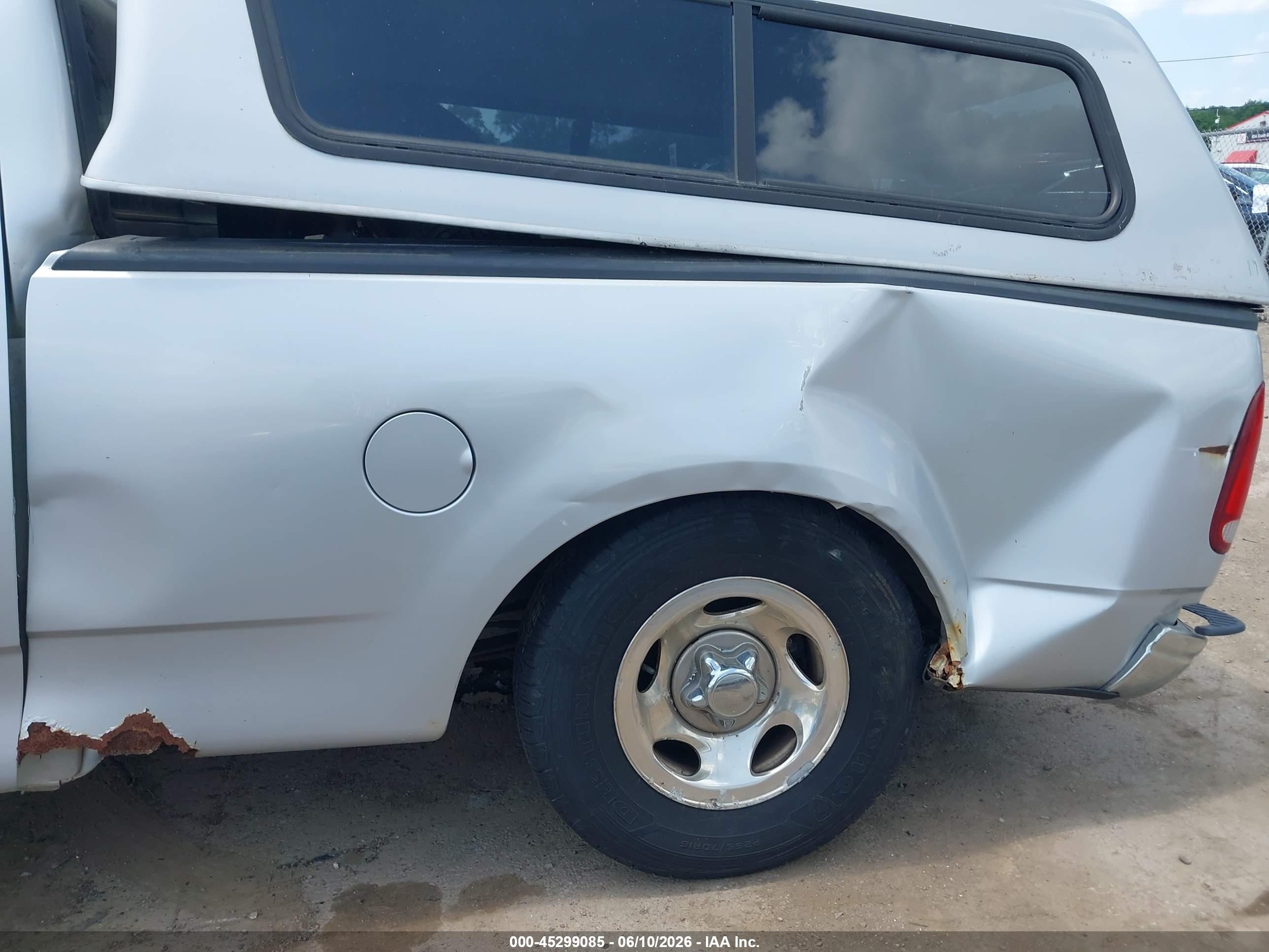 2002 Ford F-150 Xl/xlt Silver vin: 2FTRX17232CA53111