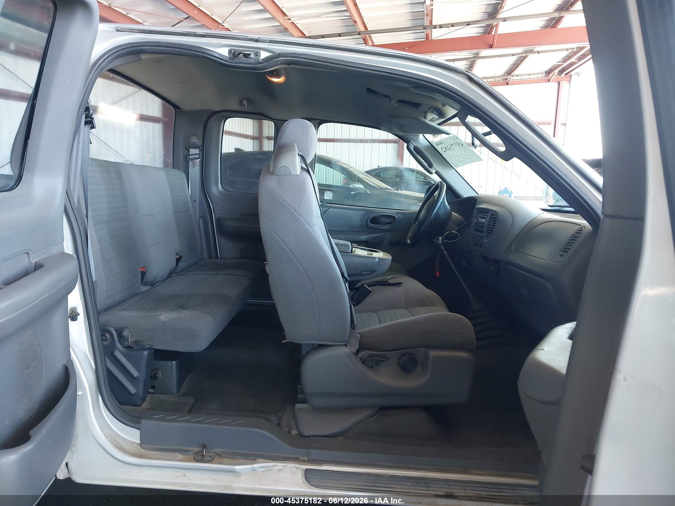 2003 Ford F-150 Xl/xlt Silver vin: 2FTRX17233CA18652