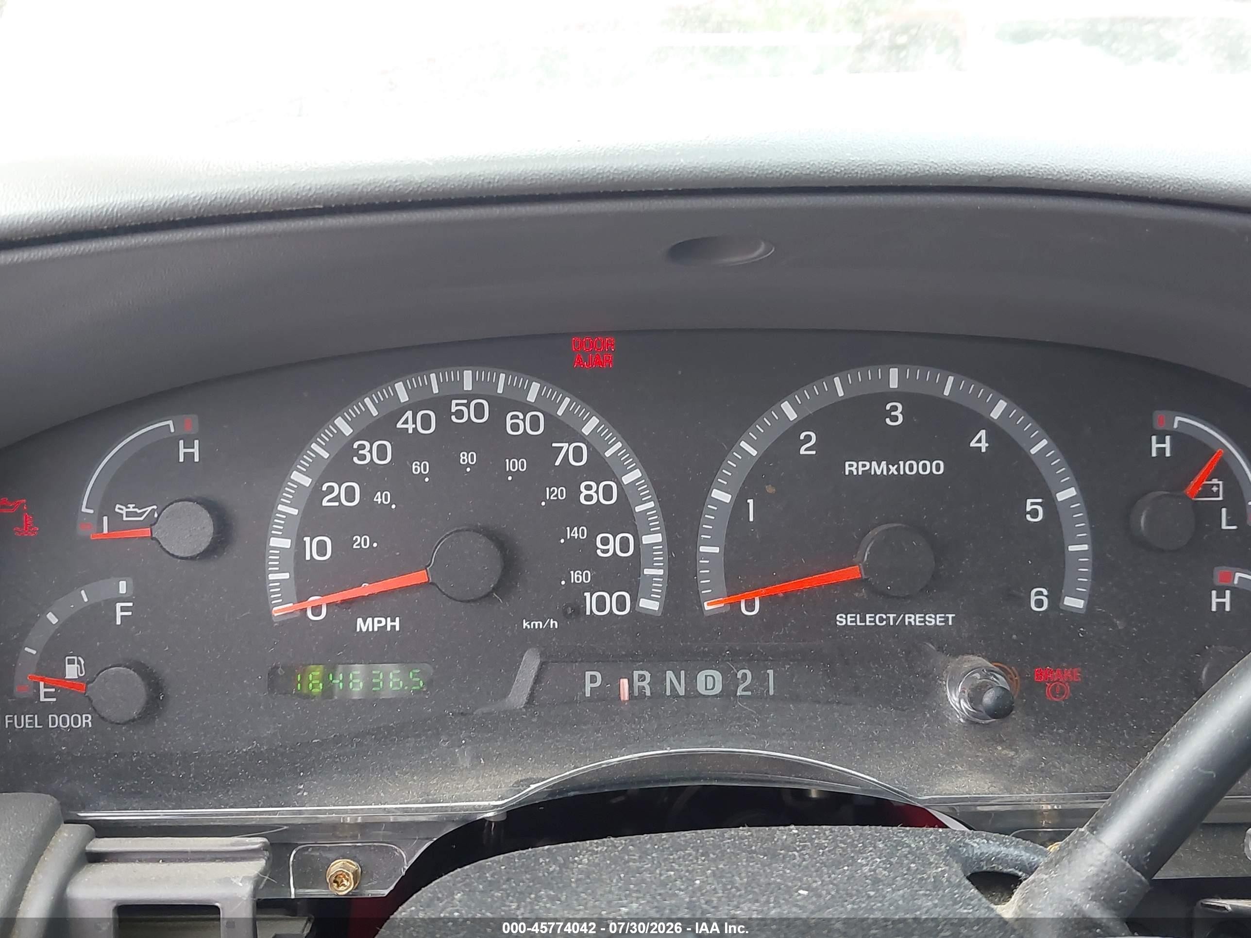2003 Ford F-150 Xl/xlt Красный vin: 2FTRX17233CA97174