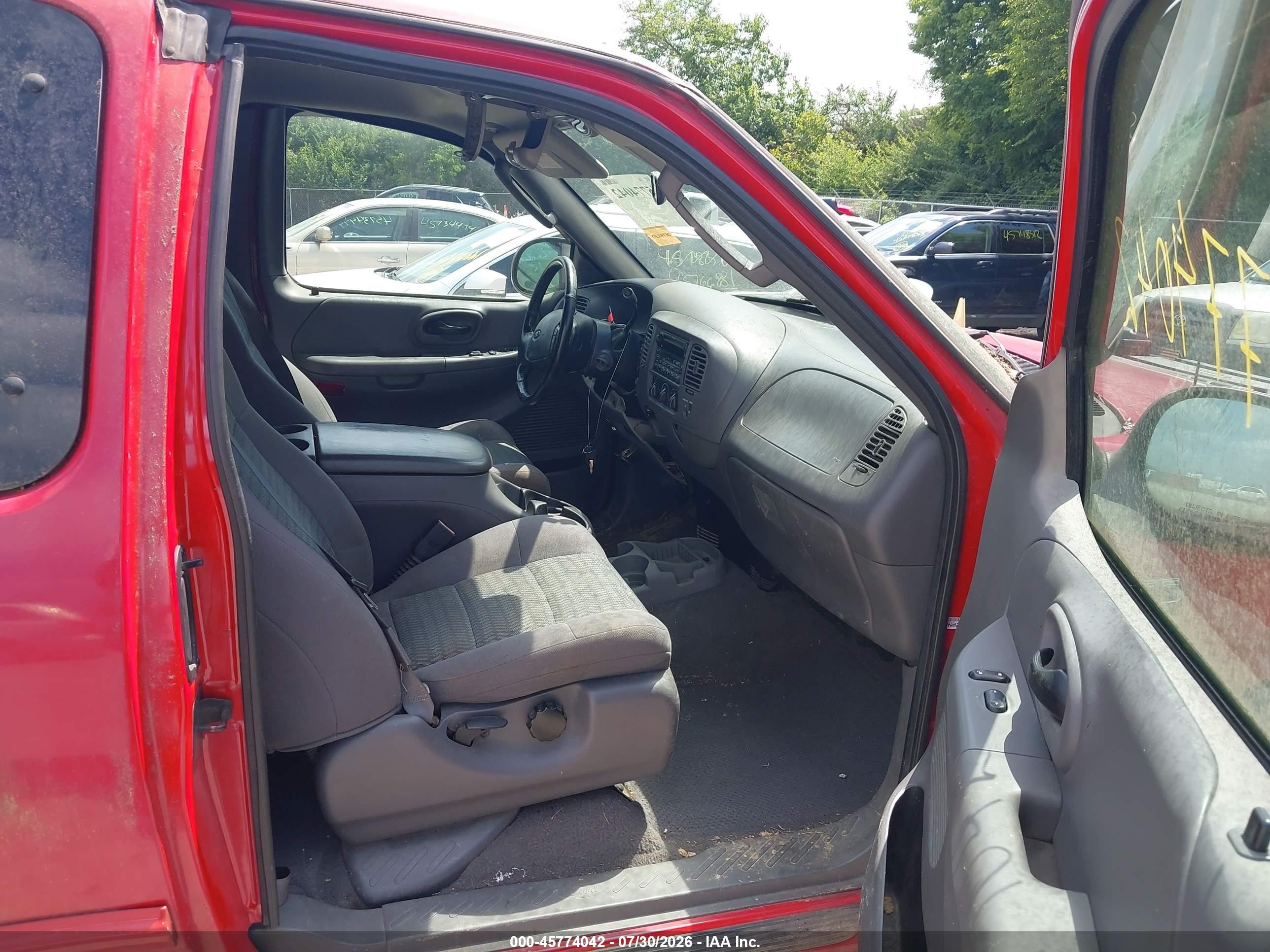 2003 Ford F-150 Xl/xlt Красный vin: 2FTRX17233CA97174