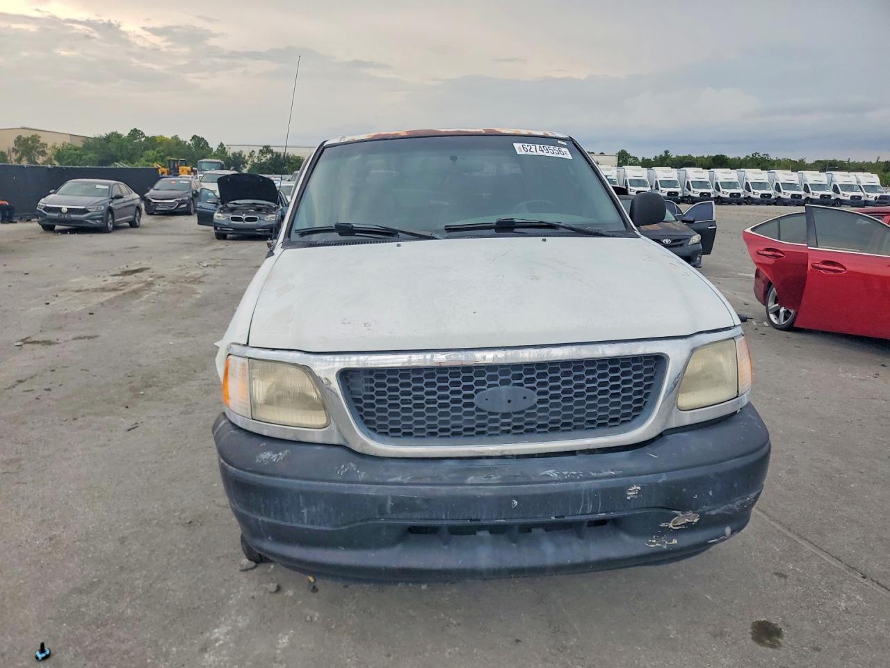 2004 Ford F-150 Heritage Classic White vin: 2FTRX17244CA03398