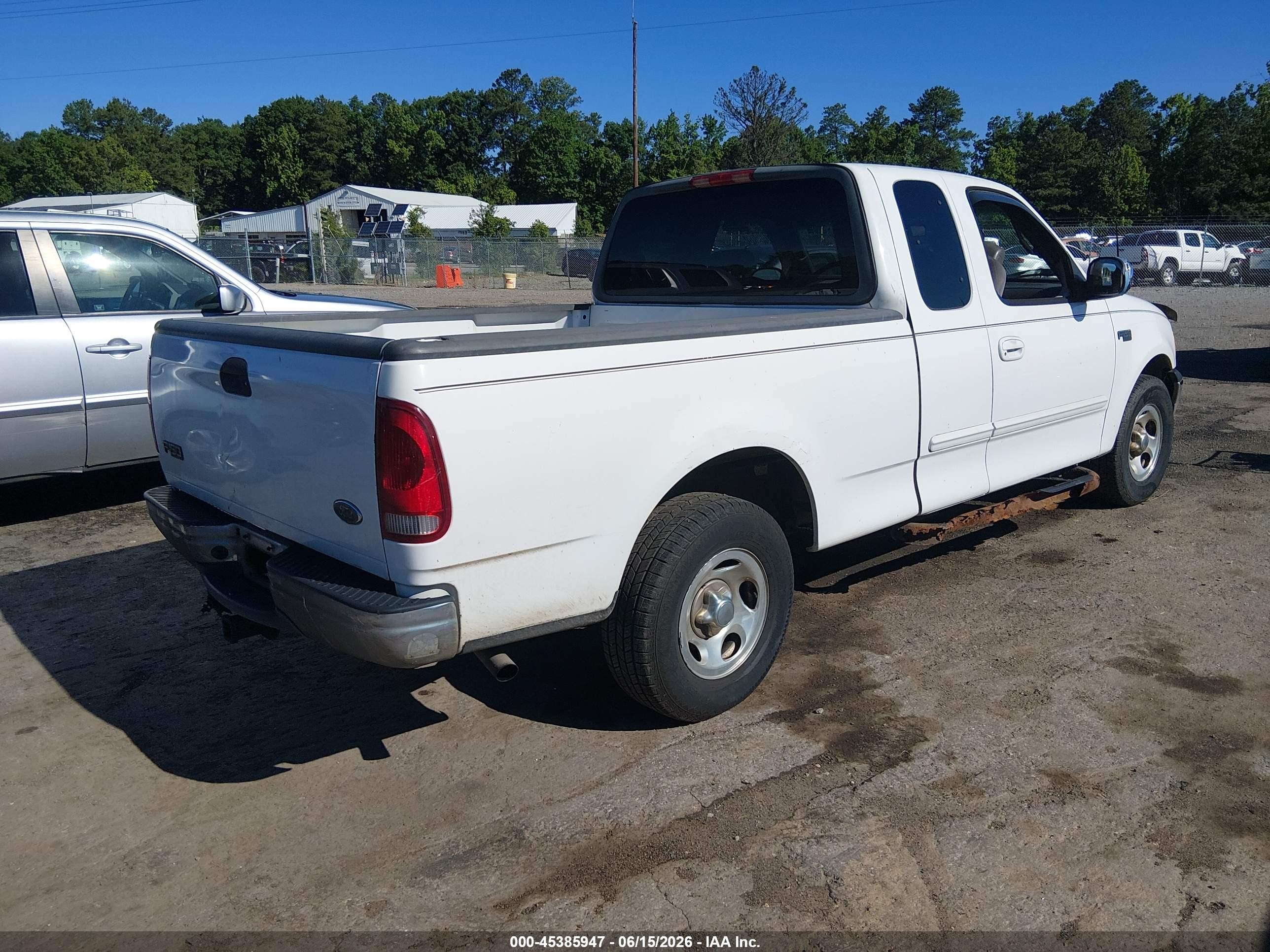 2002 Ford F-150 Xl/xlt White vin: 2FTRX17262CA25657
