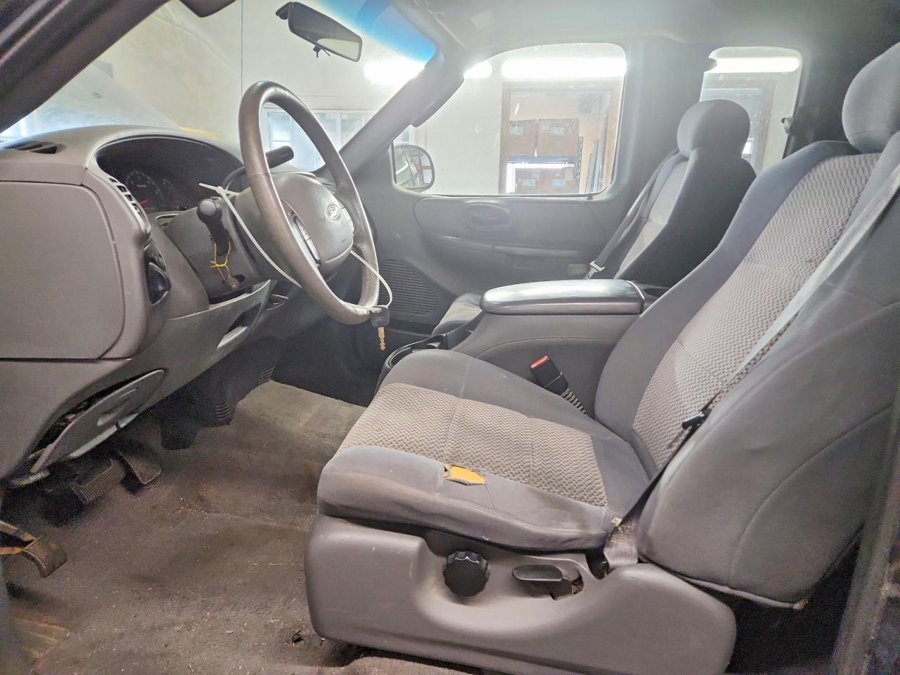 2002 Ford F150 Blue vin: 2FTRX17262CA85700