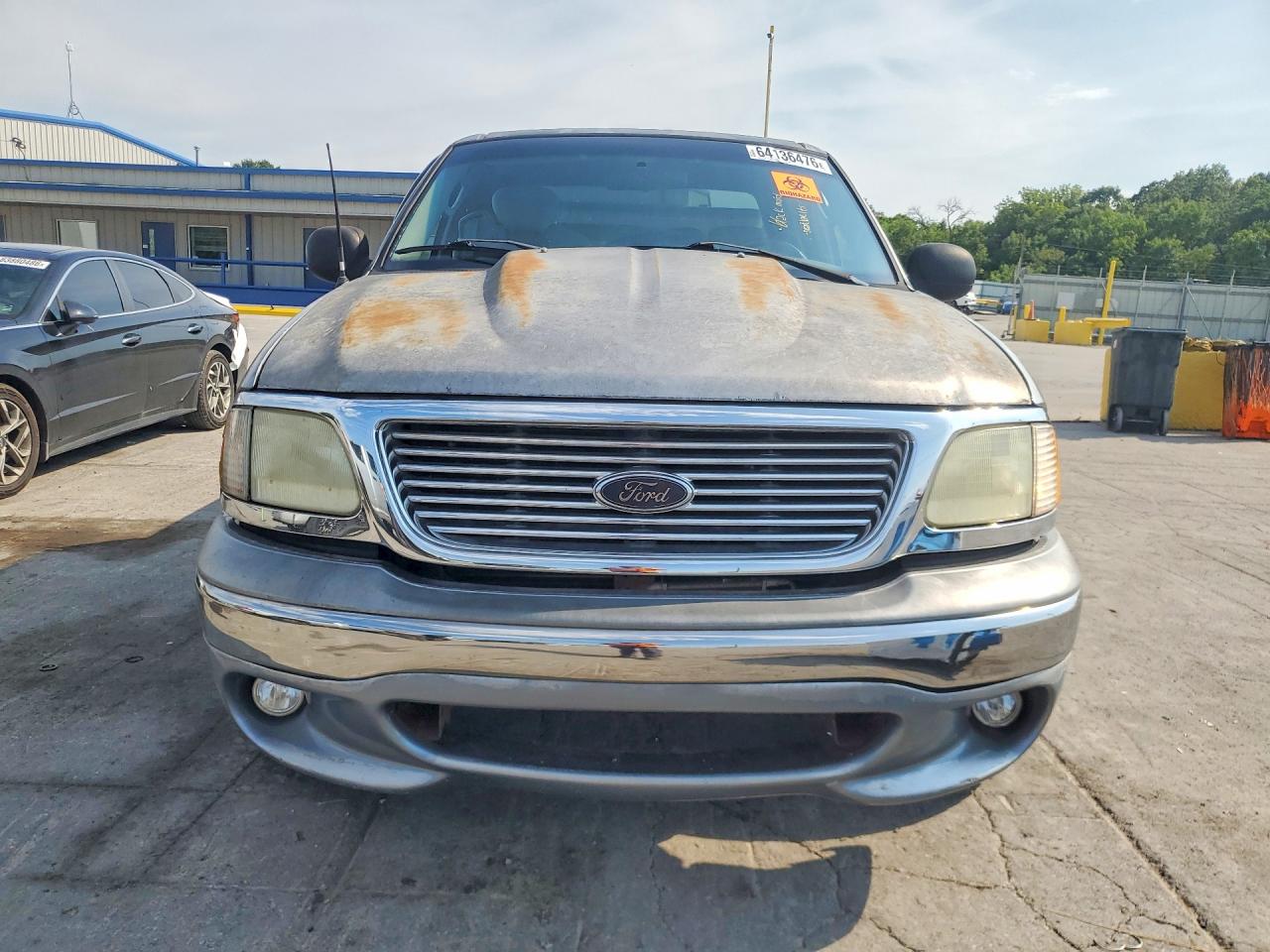 2003 Ford F150 Silver vin: 2FTRX17263CA26020