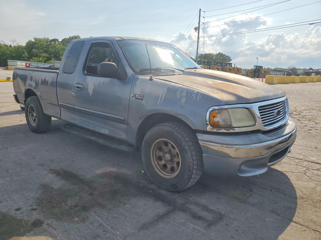2003 Ford F150 Silver vin: 2FTRX17263CA26020